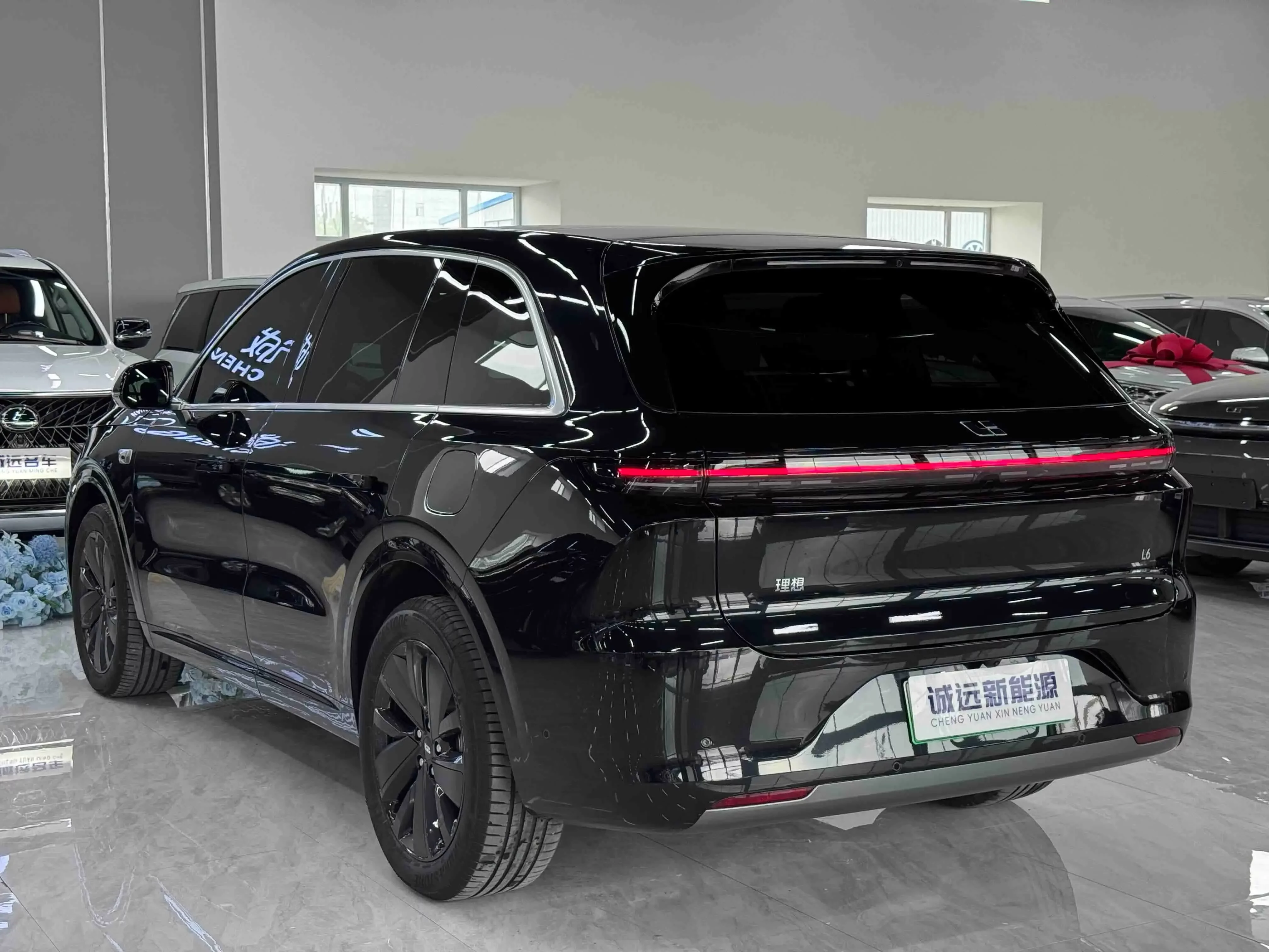 Lixiang L6