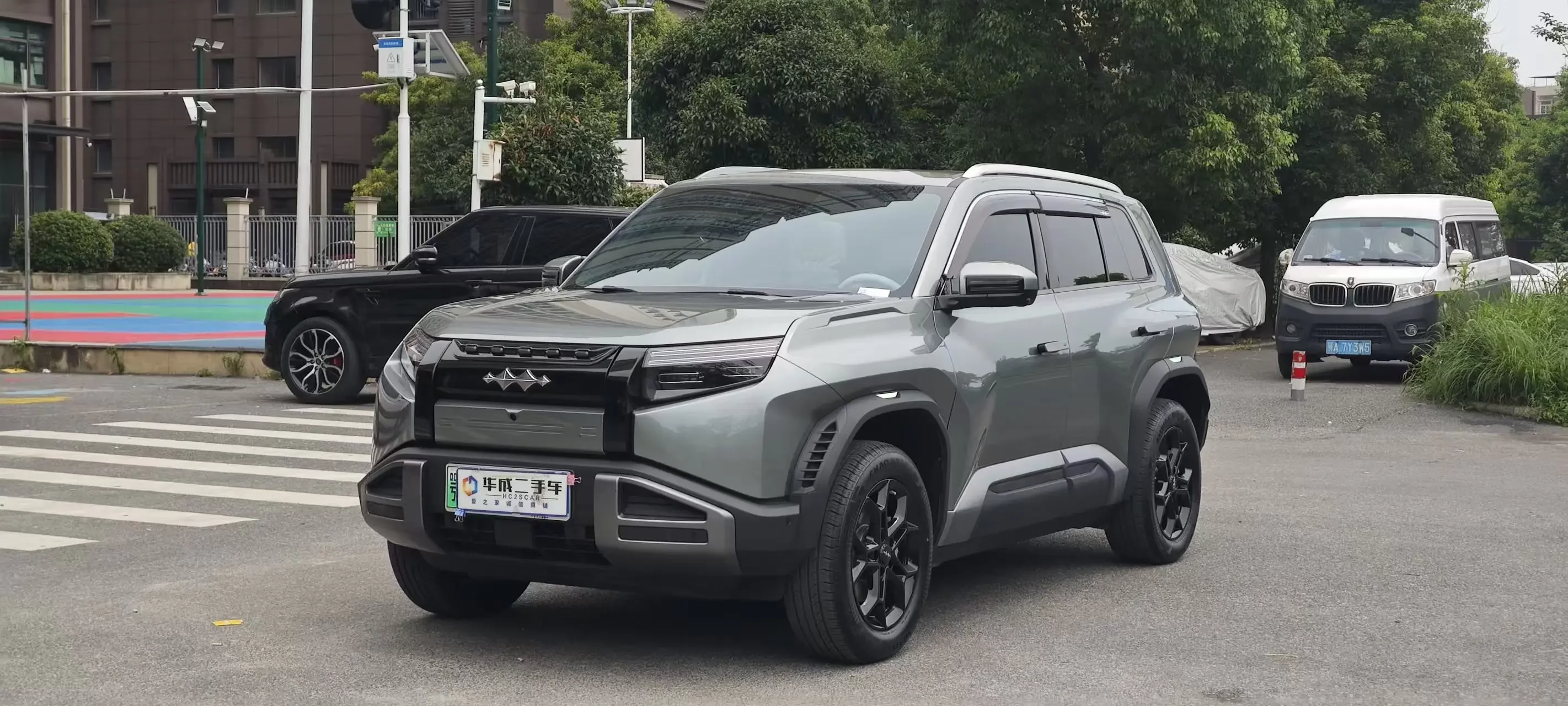 BYD Leopard Titanium 3