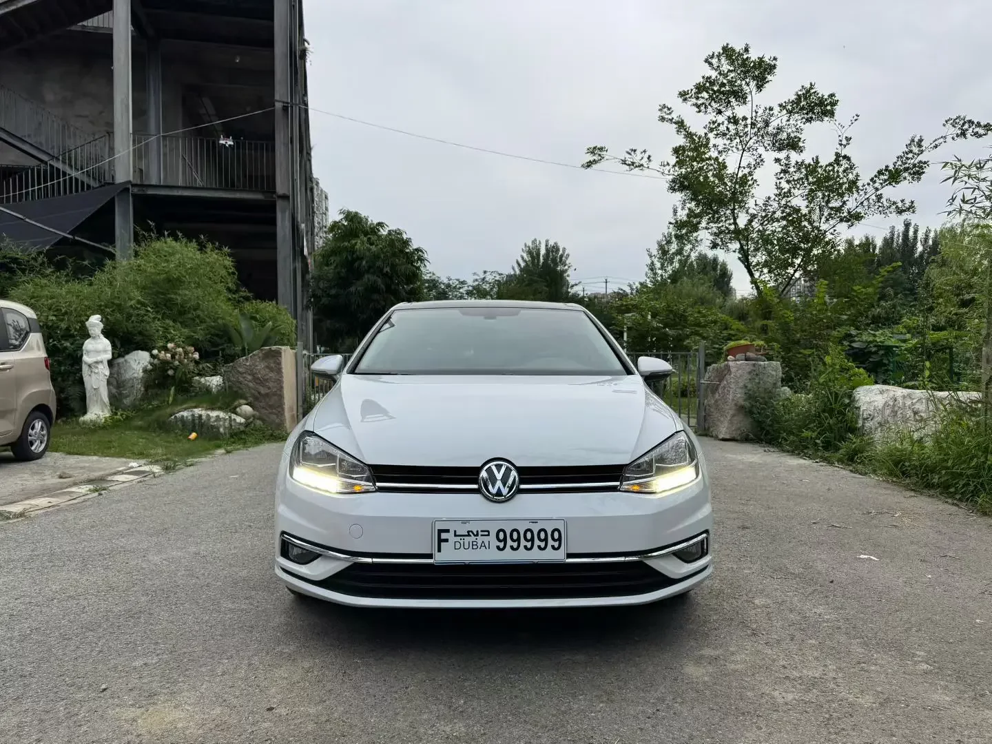 Volkswagen golf