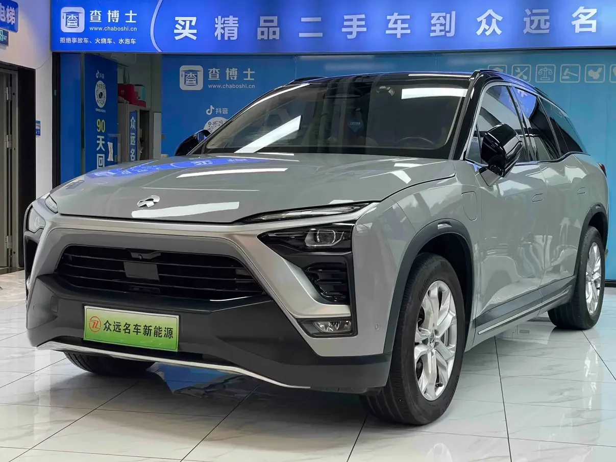 NIO ES8