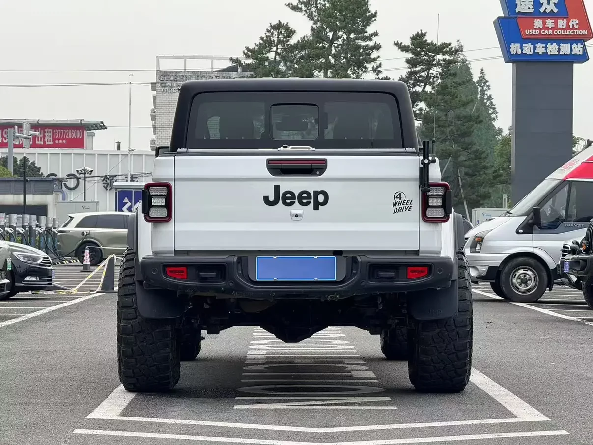 Jeep Gladiator