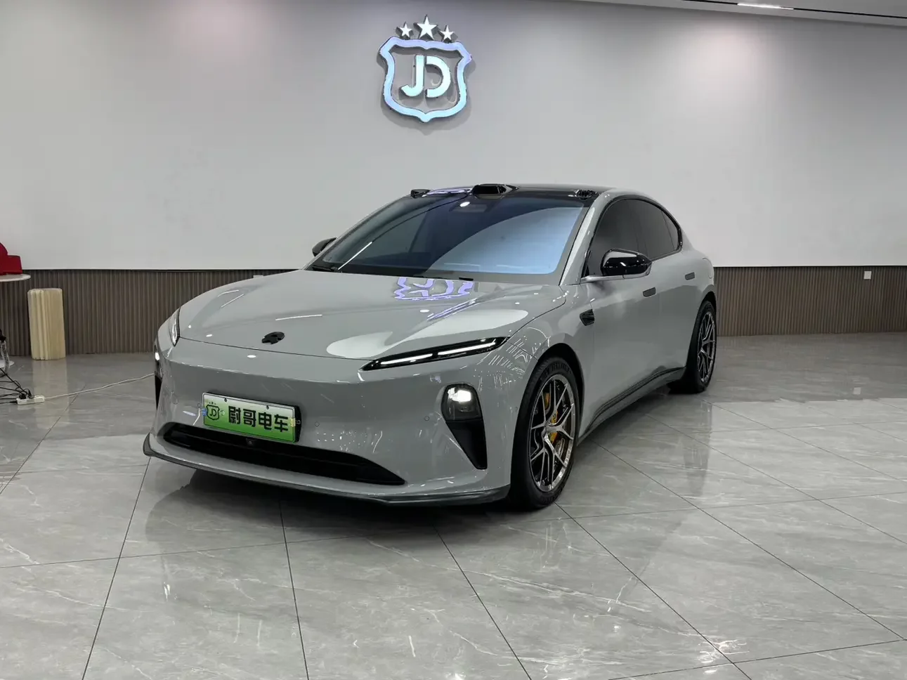 NIO ET5T  из Китая