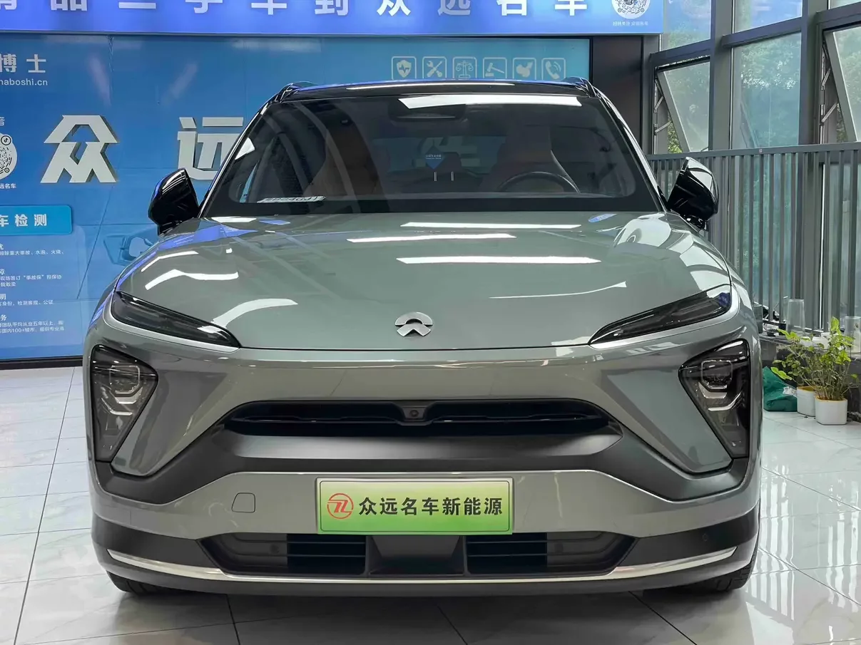 NIO ES6