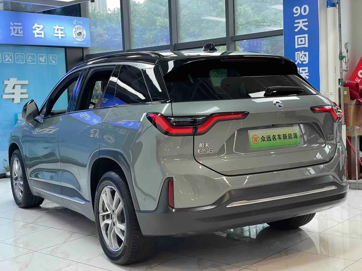 NIO ES6