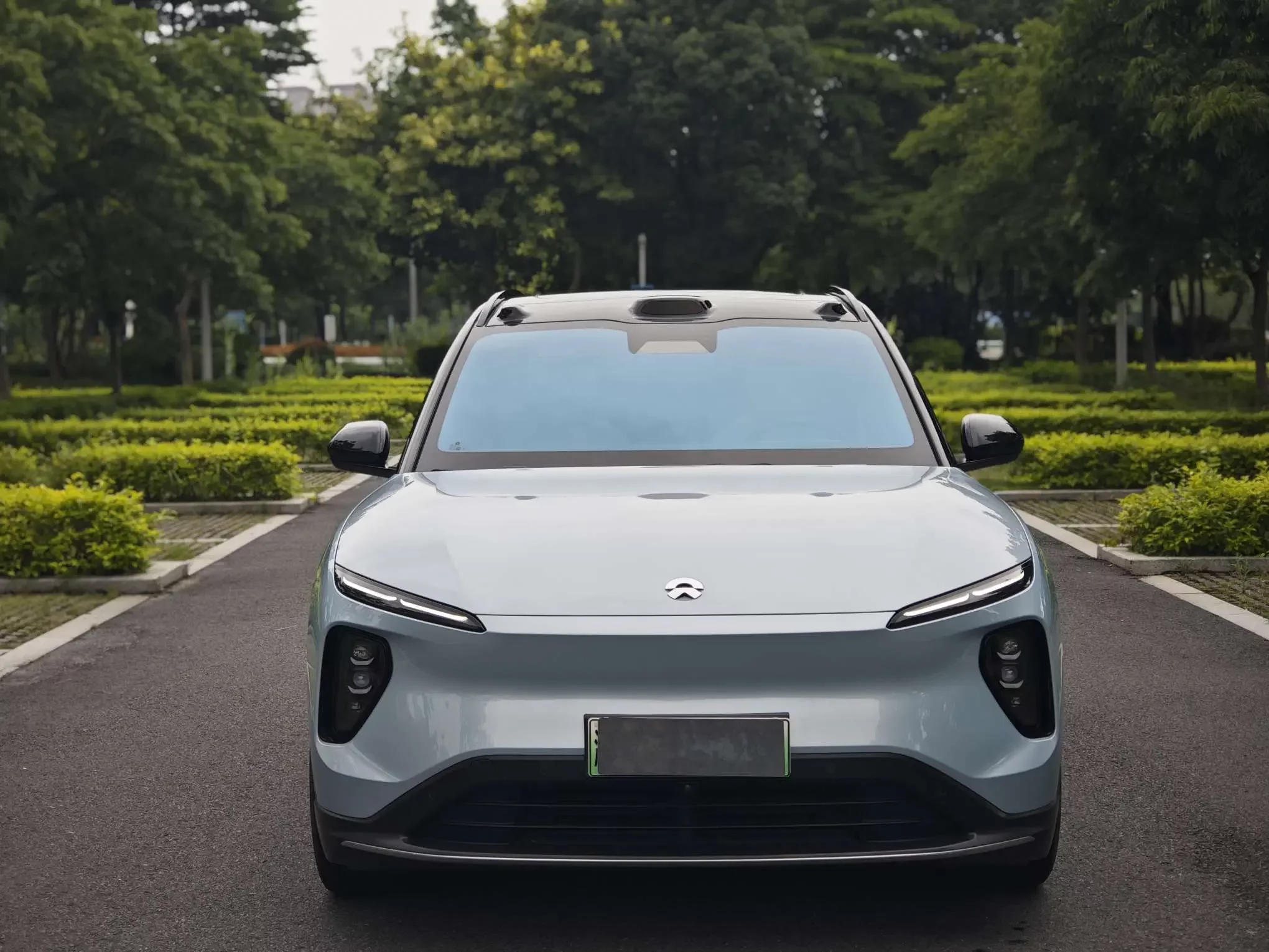 NIO ES6