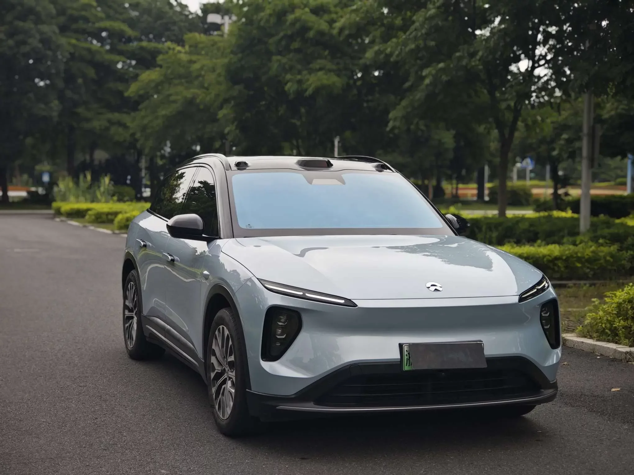 NIO ES6