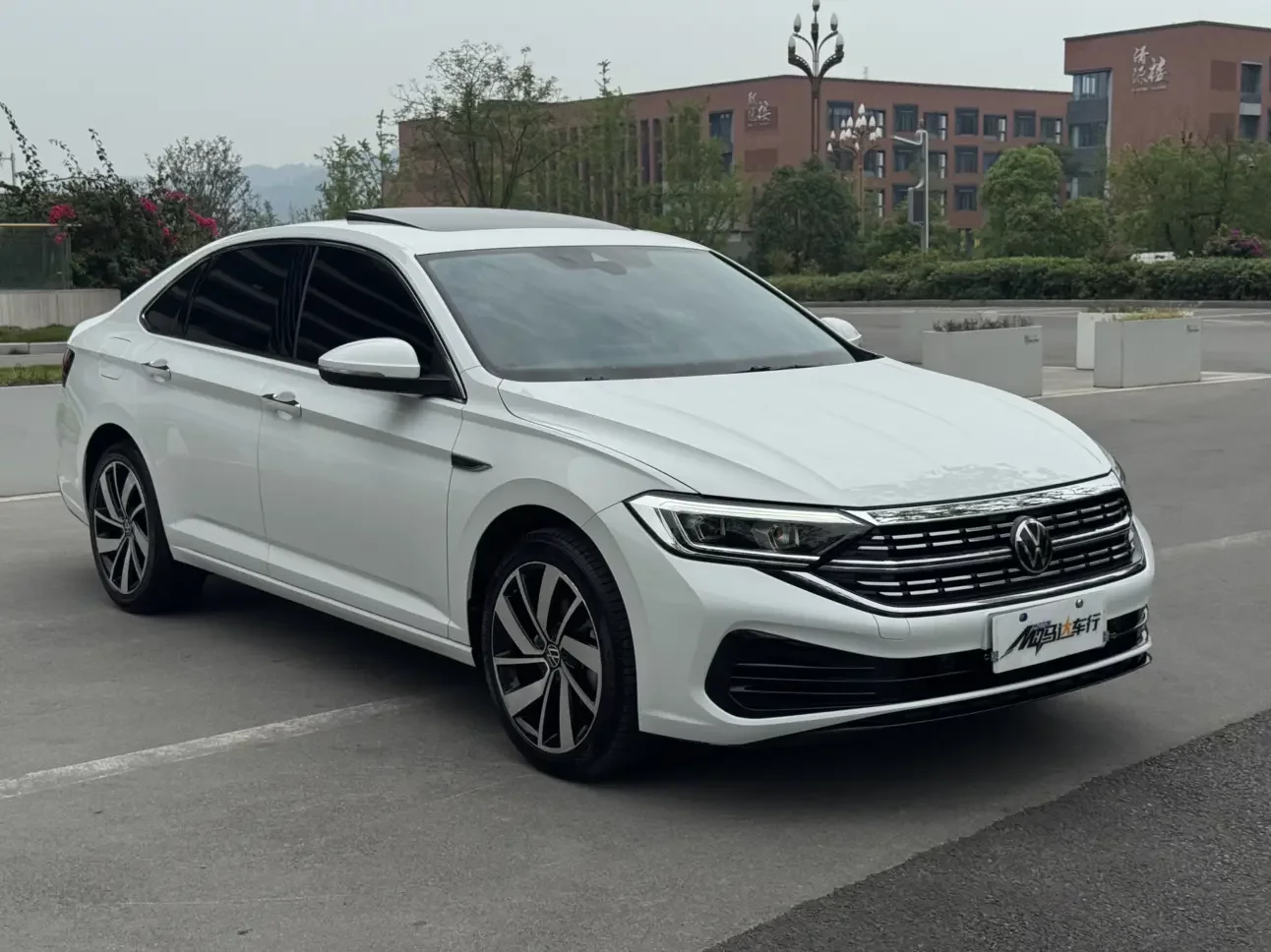 Volkswagen Sagitar