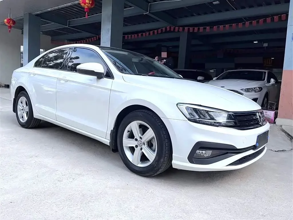 Volkswagen Lamando