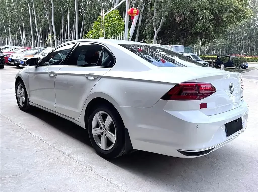 Volkswagen Lamando