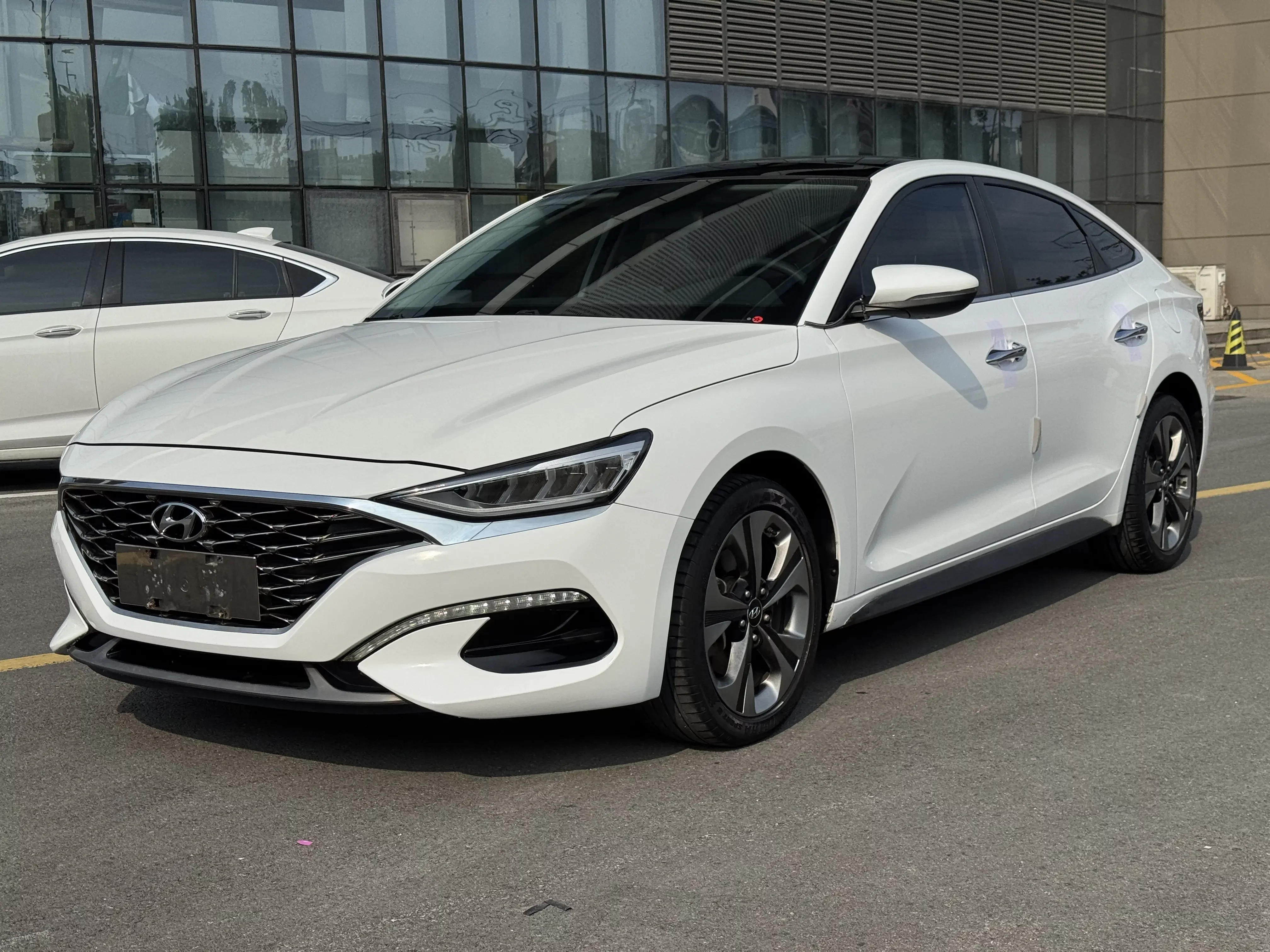 Hyundai Lafesta