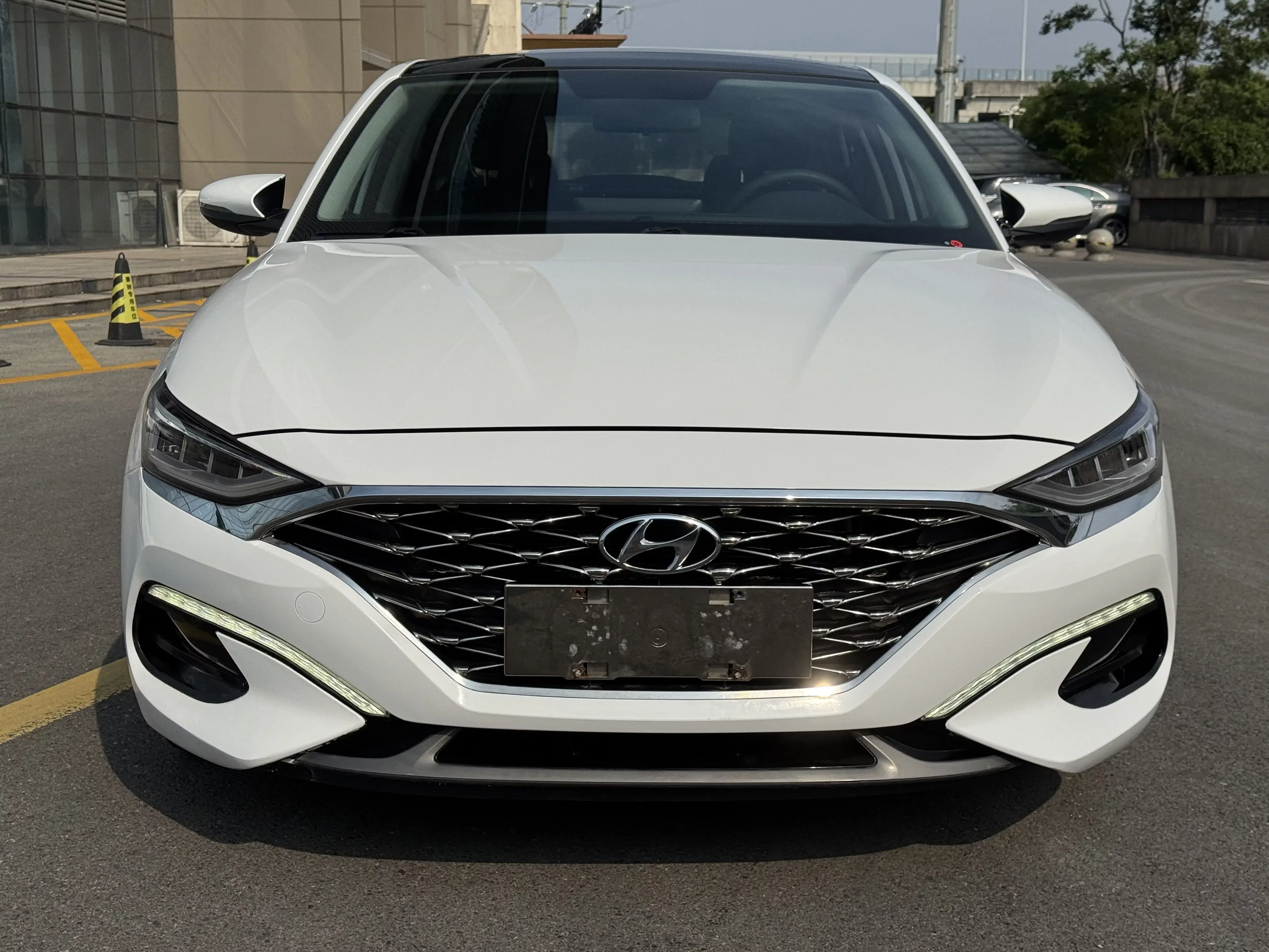 Hyundai Lafesta