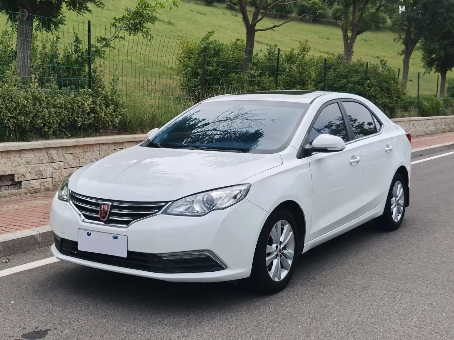 Roewe 360