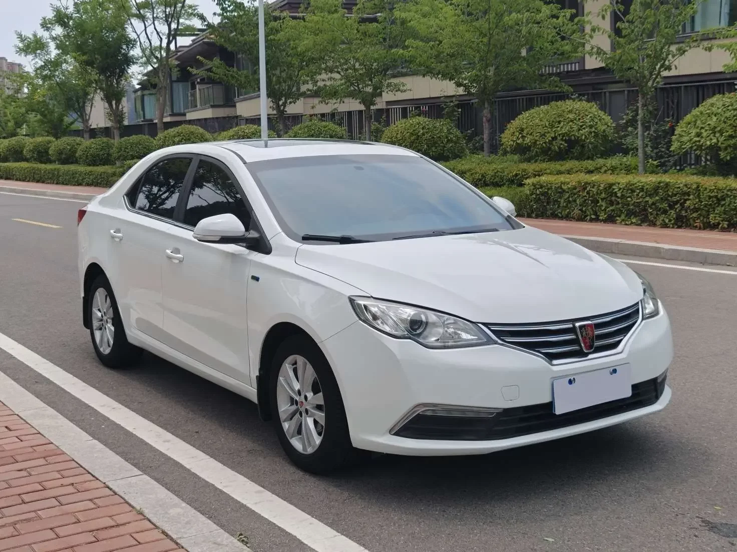 Roewe 360