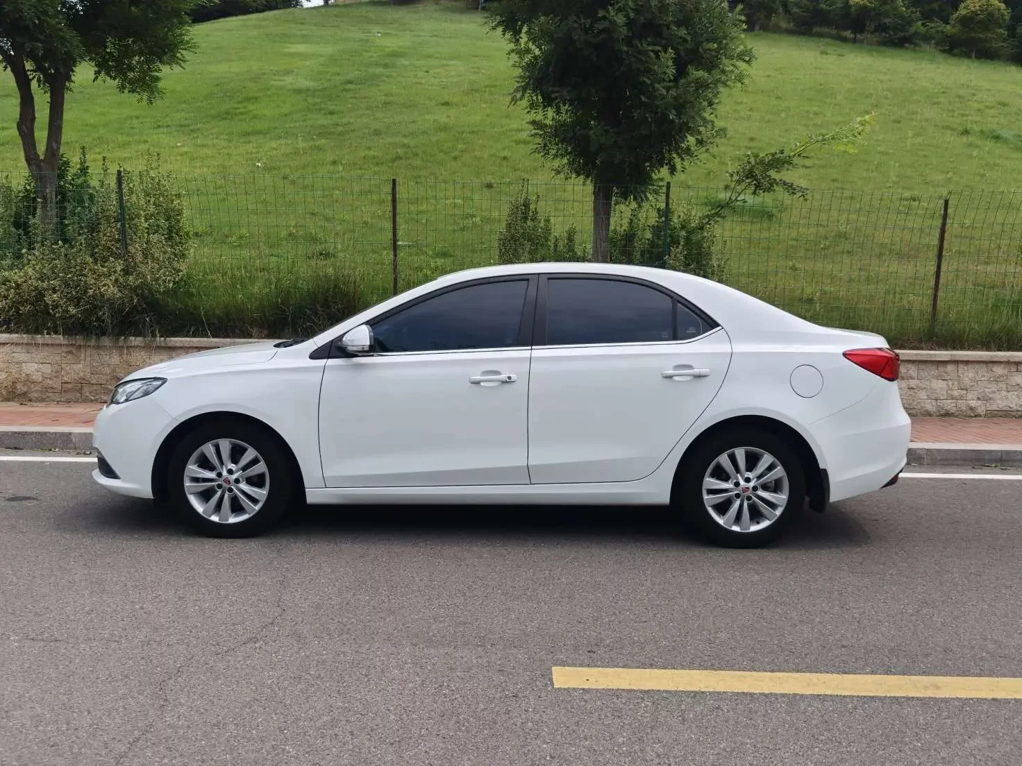 Roewe 360