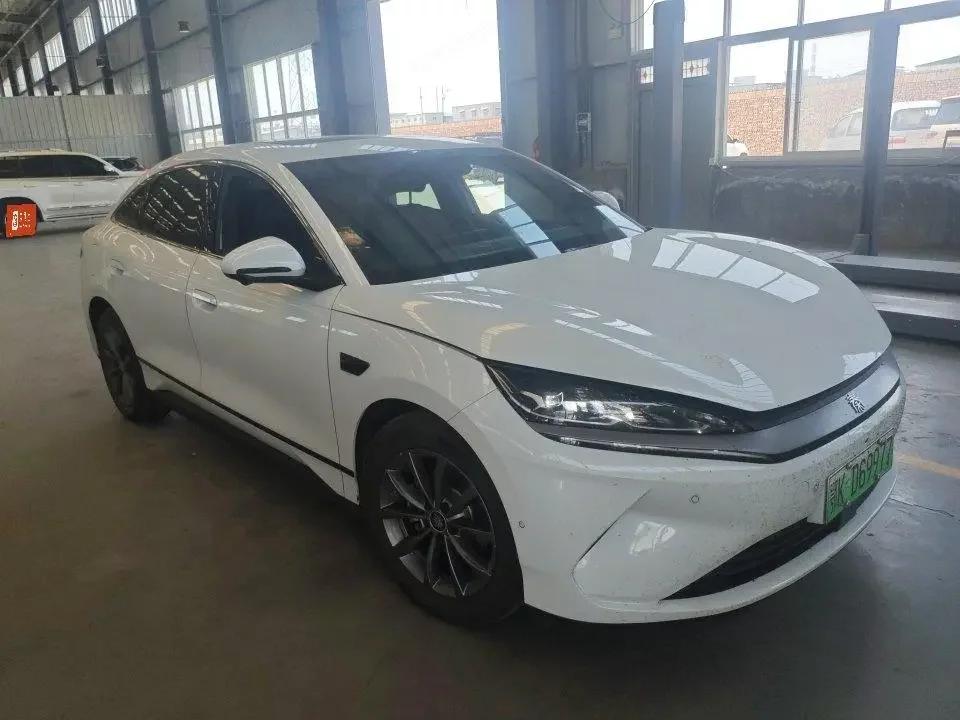 BYD Qin L EV