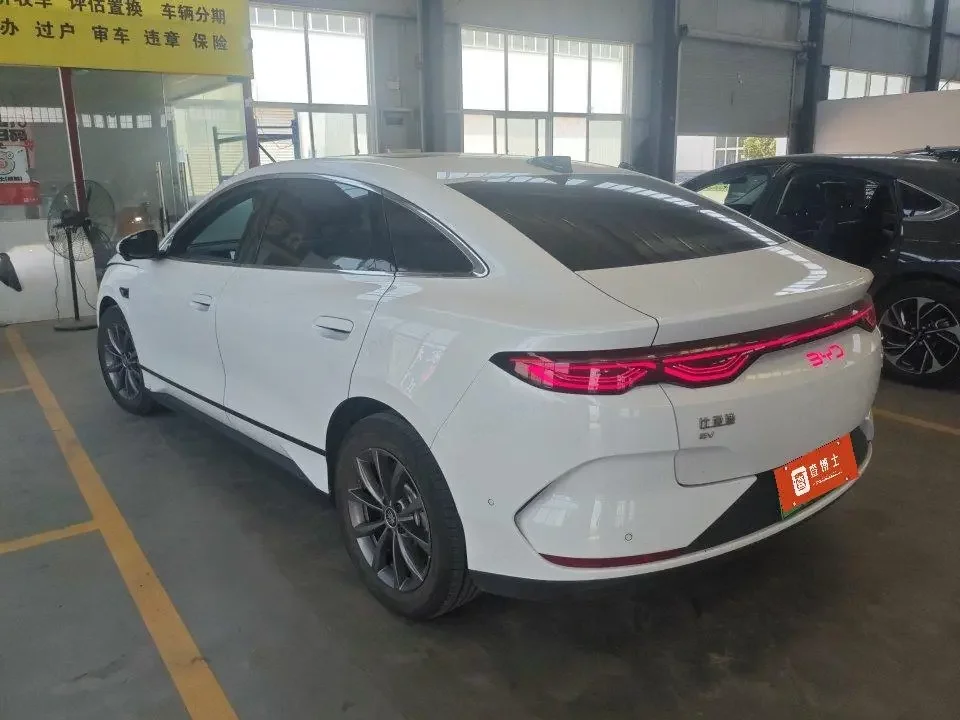 BYD Qin L EV