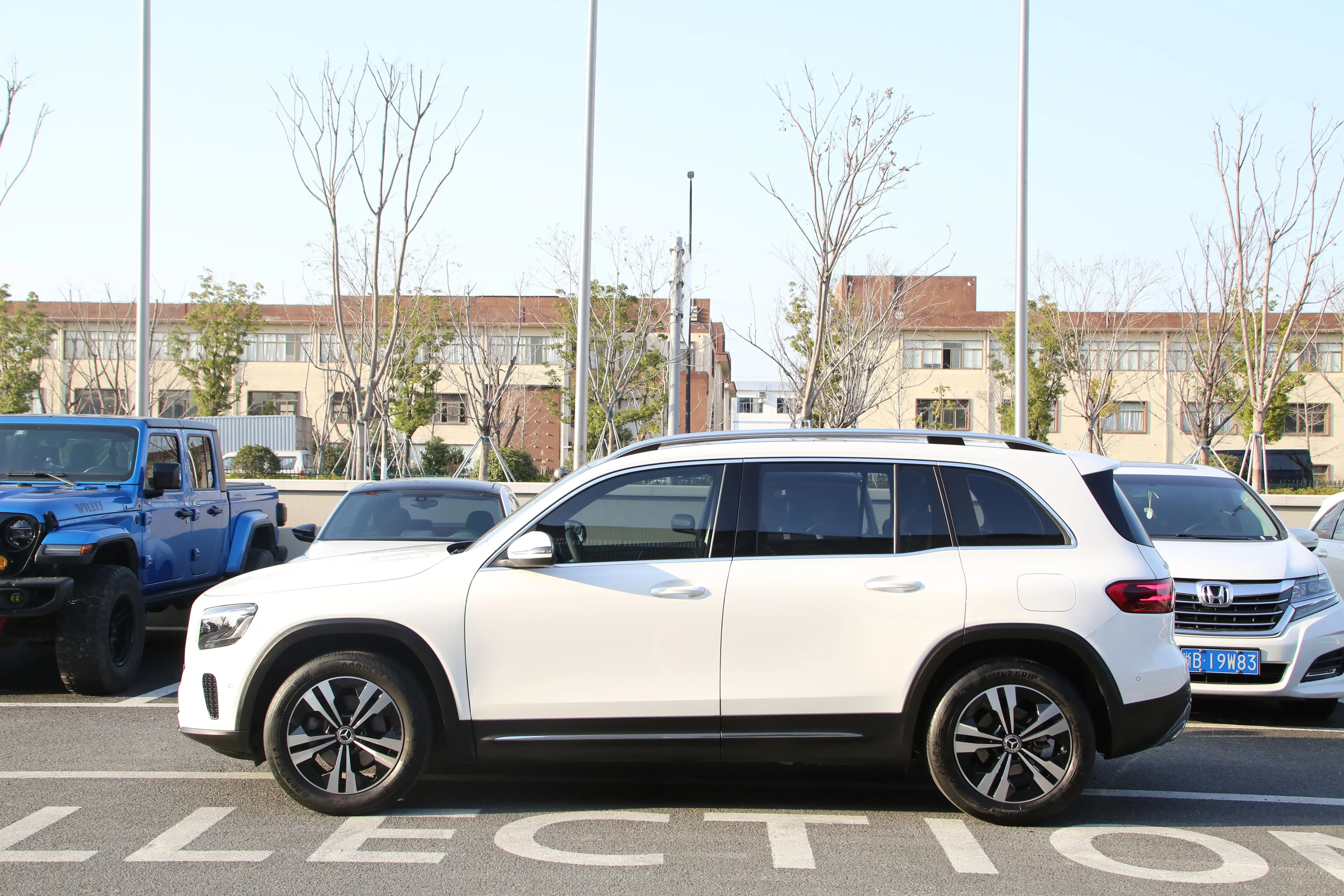 Mercedes-Benz GLB