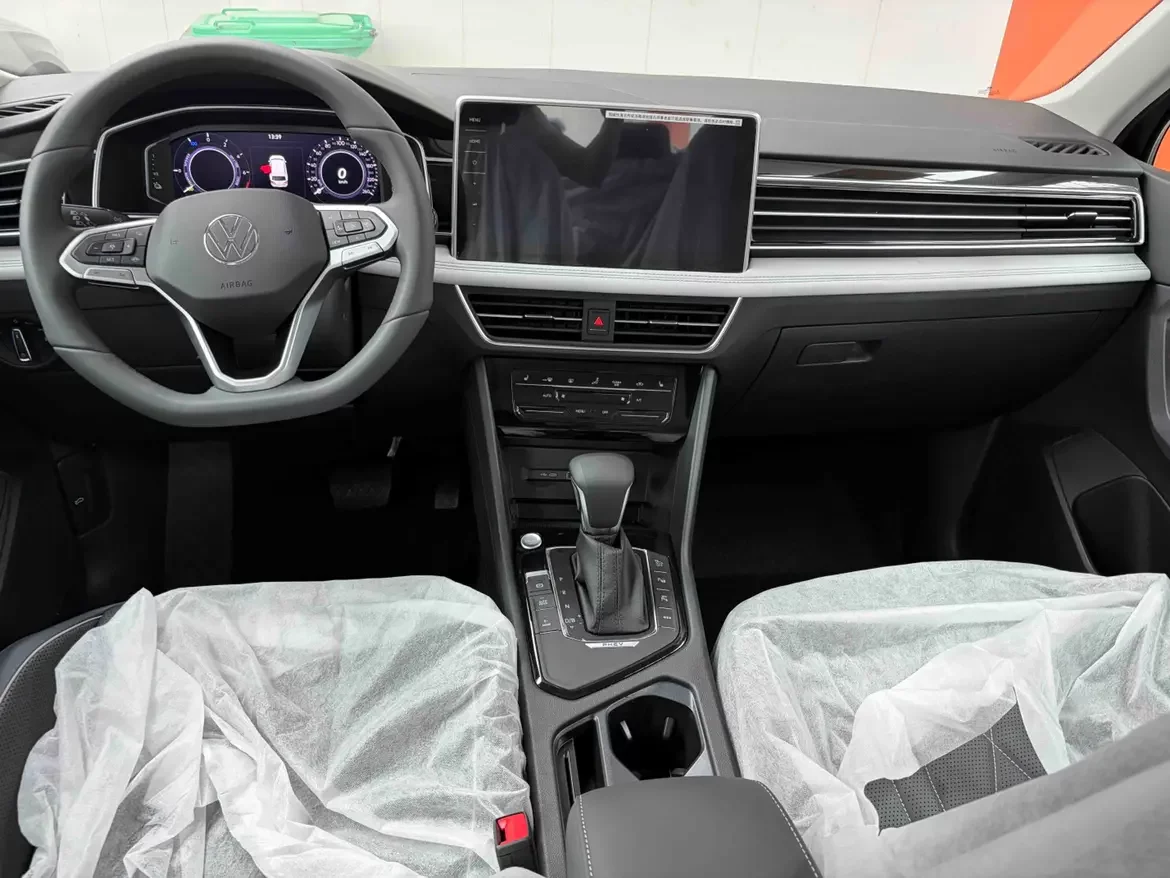 Volkswagen Tiguan L PHEV