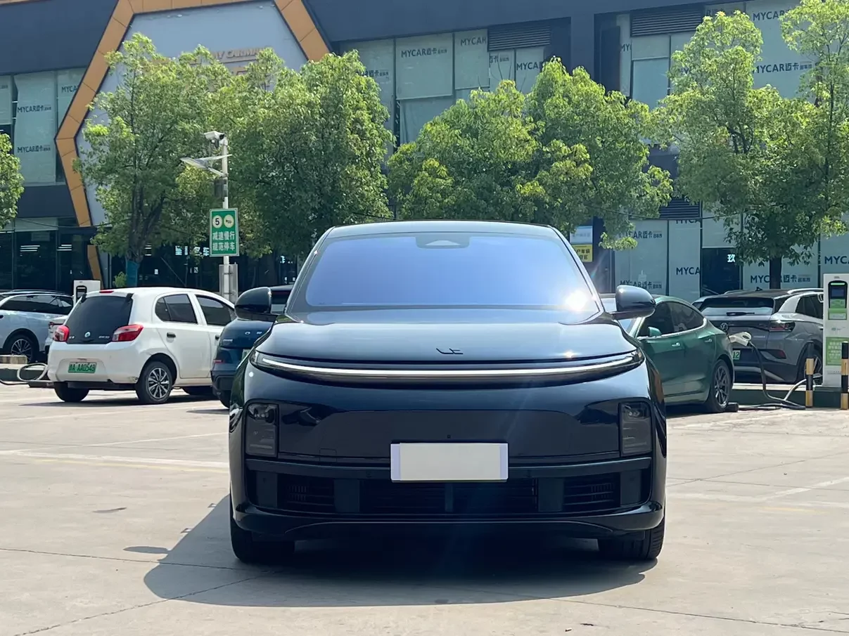 Lixiang L7