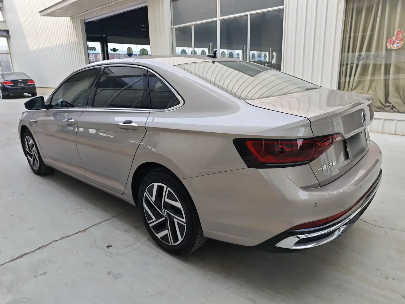 Volkswagen Sagitar