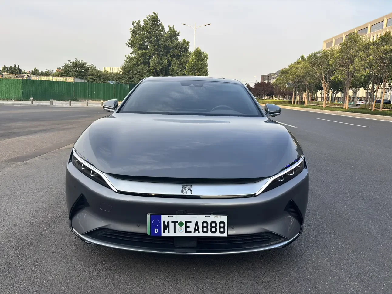 BYD Han EV