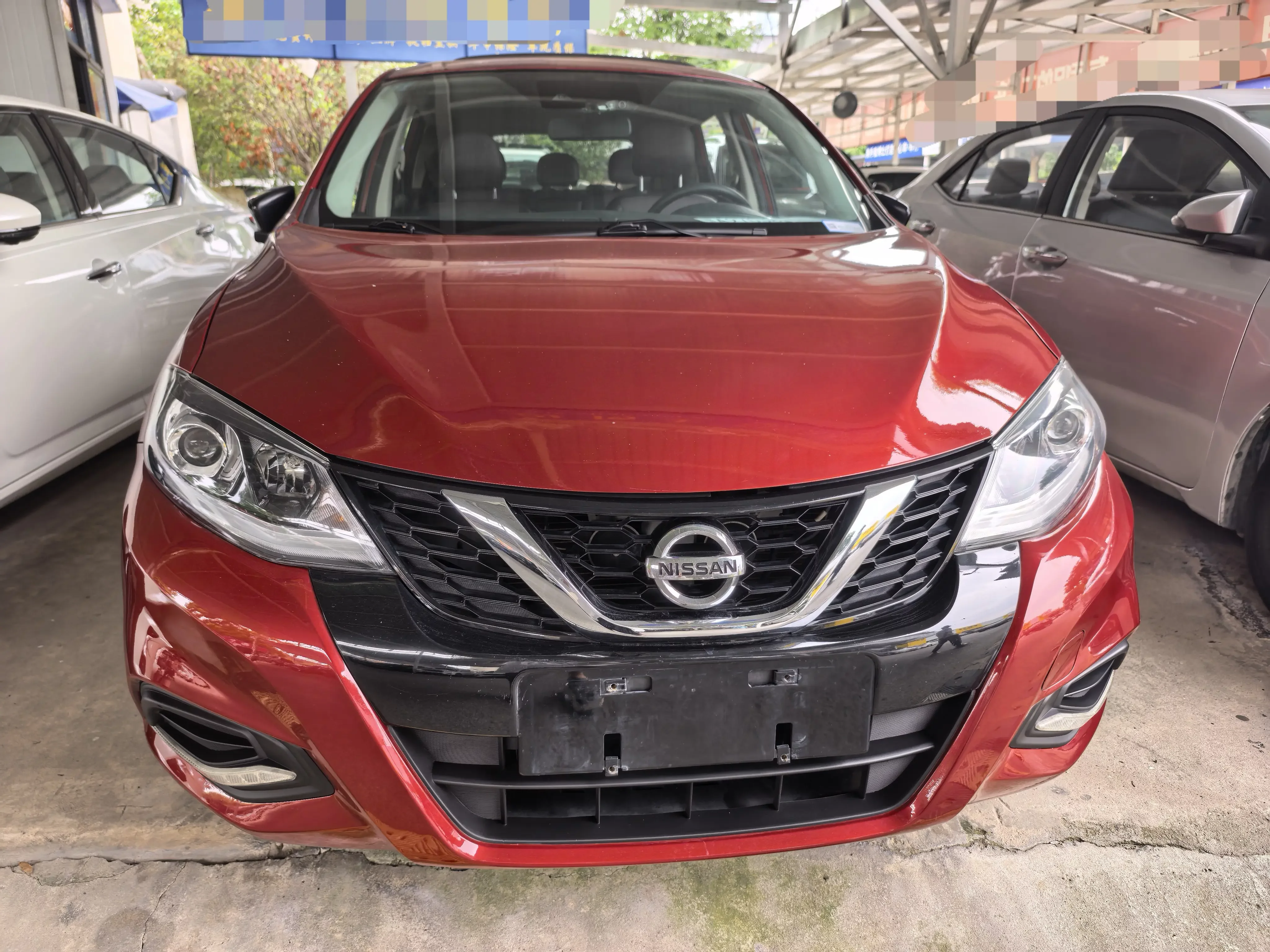 Nissan Tiida