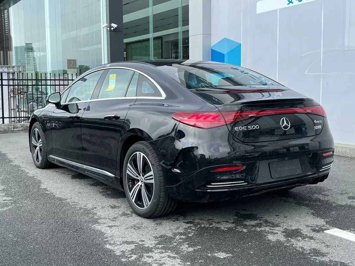 Mercedes-Benz EQE