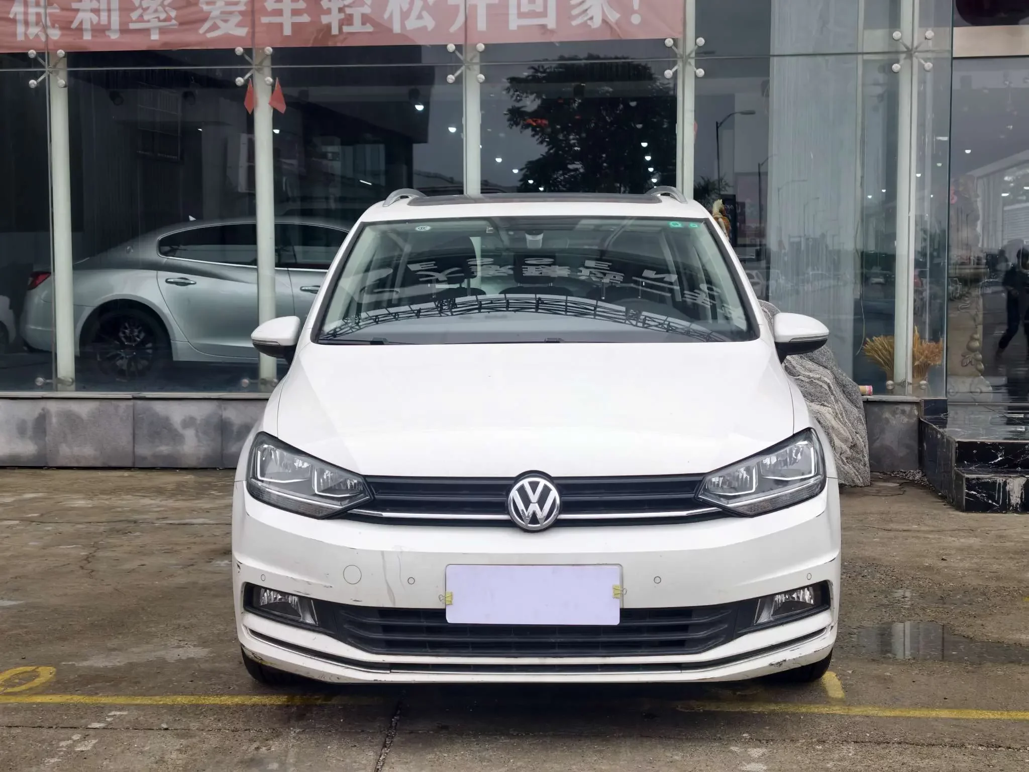 Volkswagen Touran L
