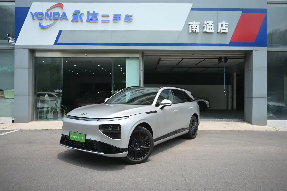 Xpeng G9
