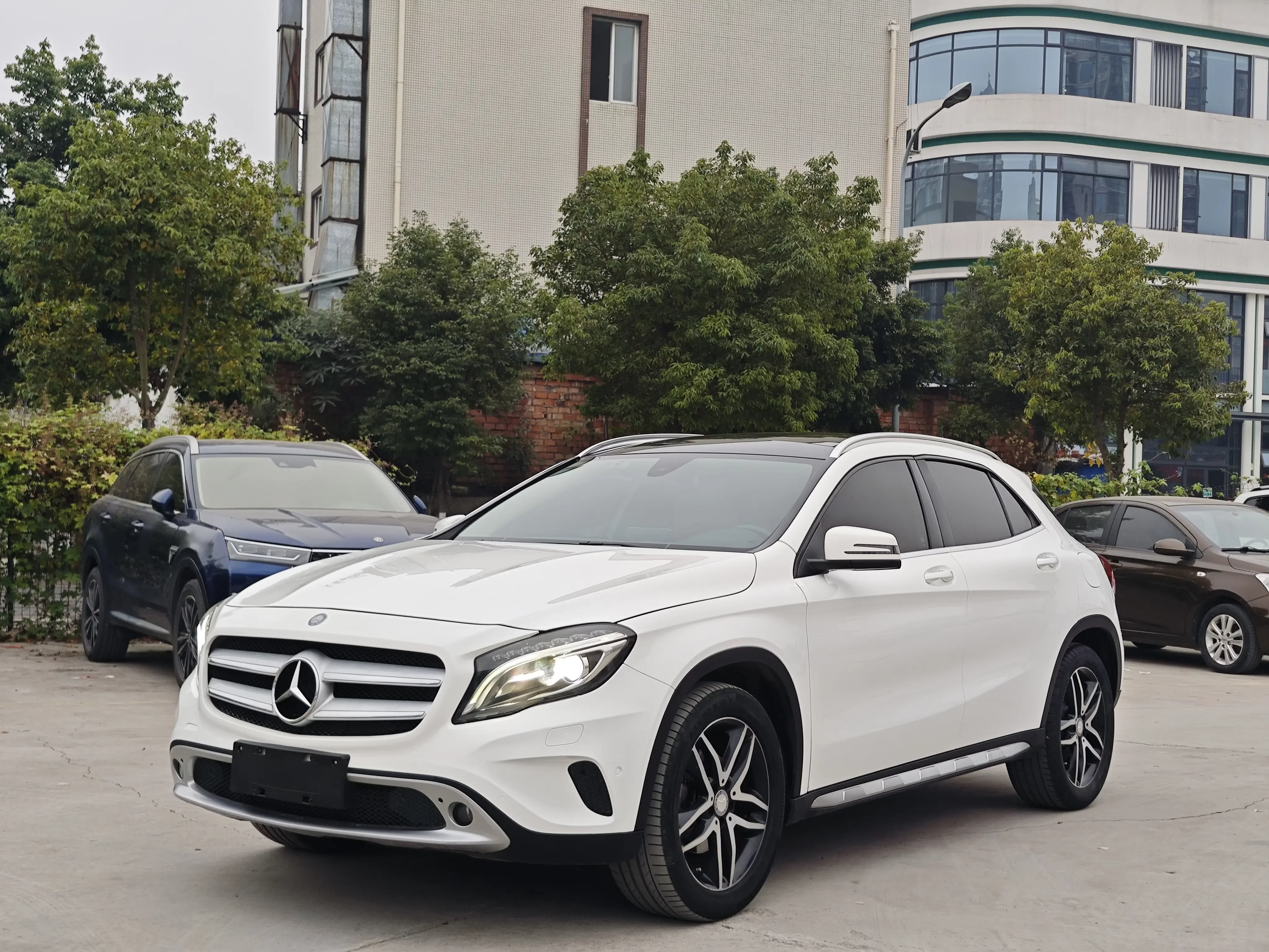 Mercedes-Benz GLA