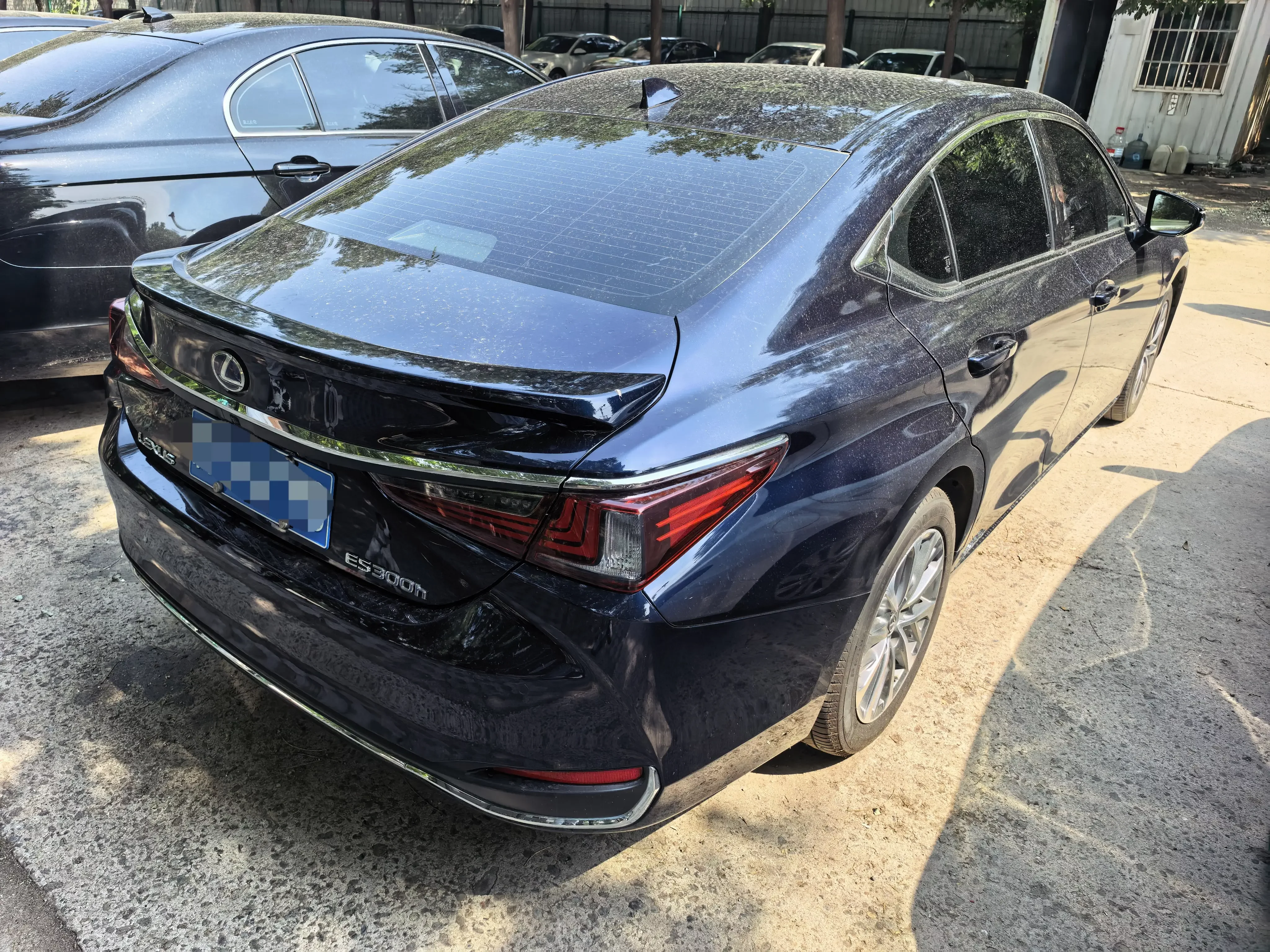 Lexus ES