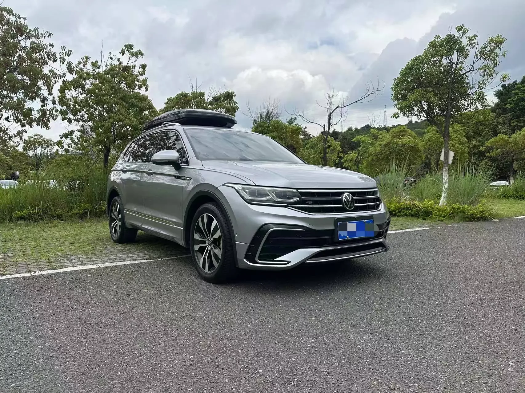 Volkswagen Tiguan L