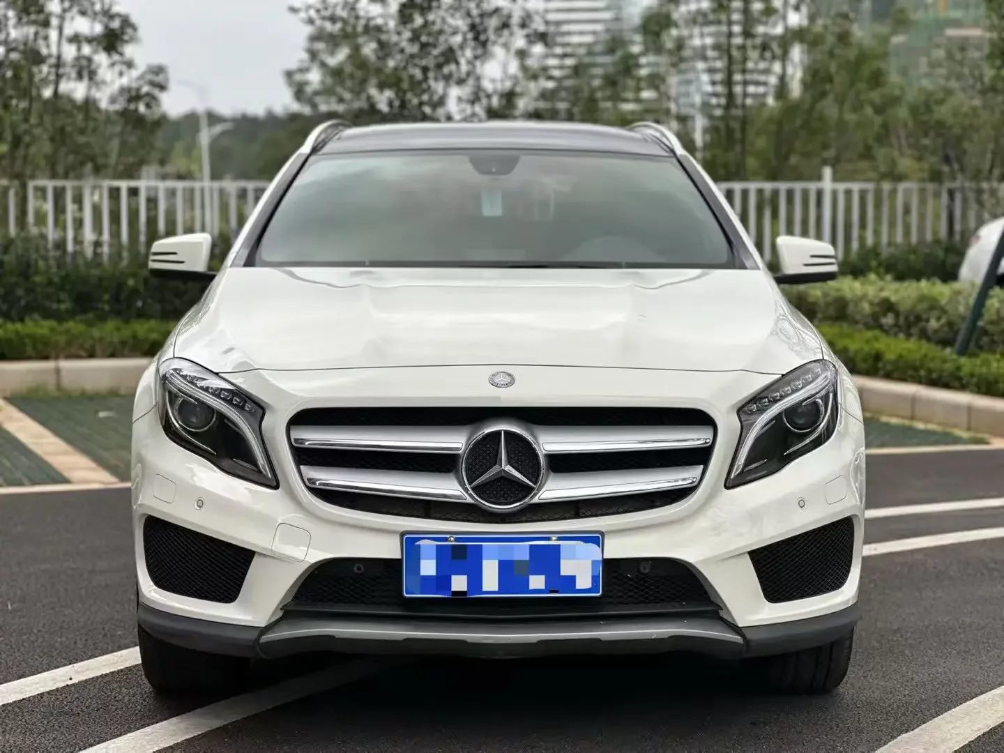 Mercedes-Benz GLA