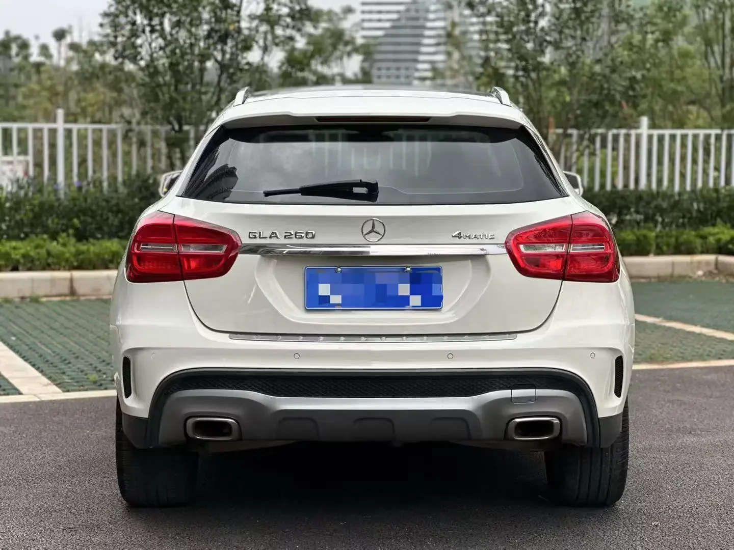 Mercedes-Benz GLA