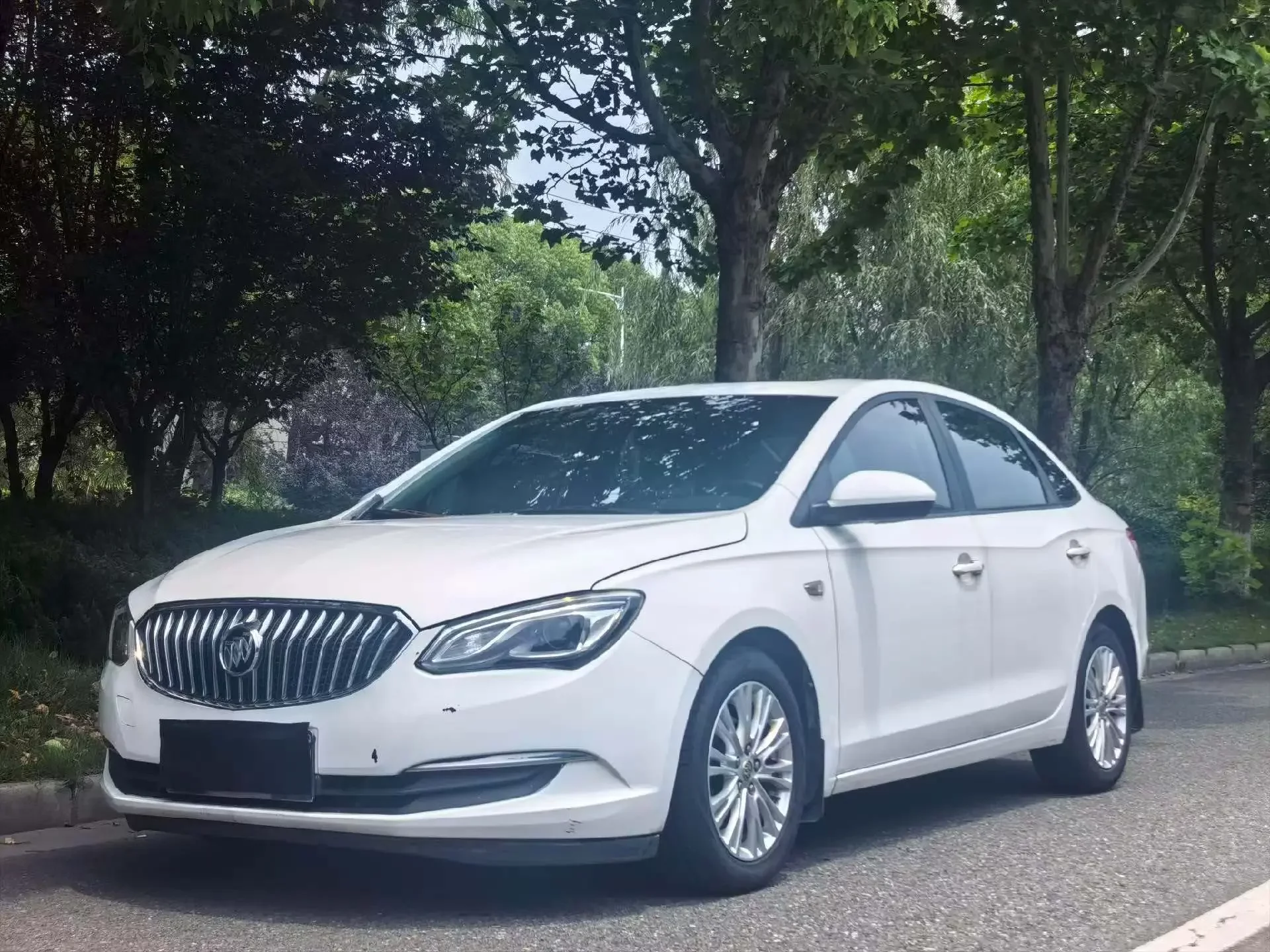 Buick Yinglang