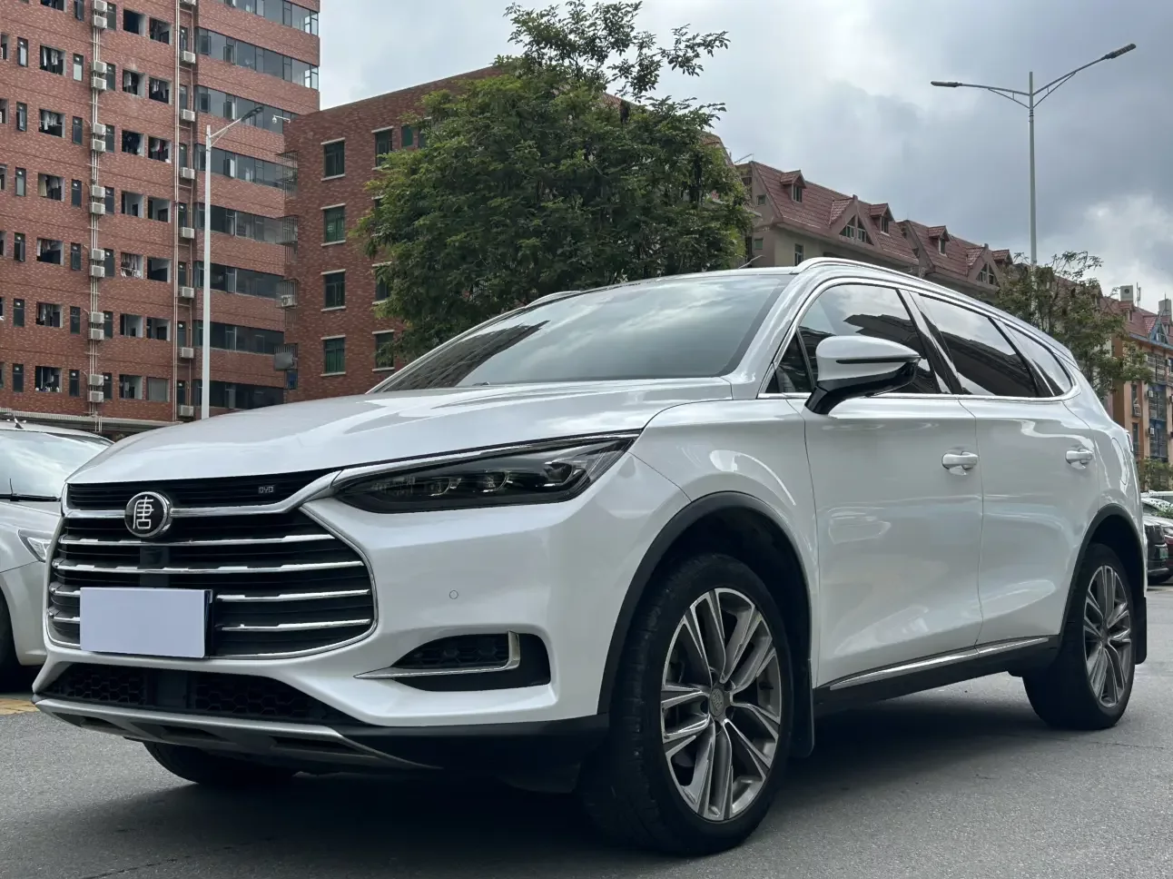 BYD Tang