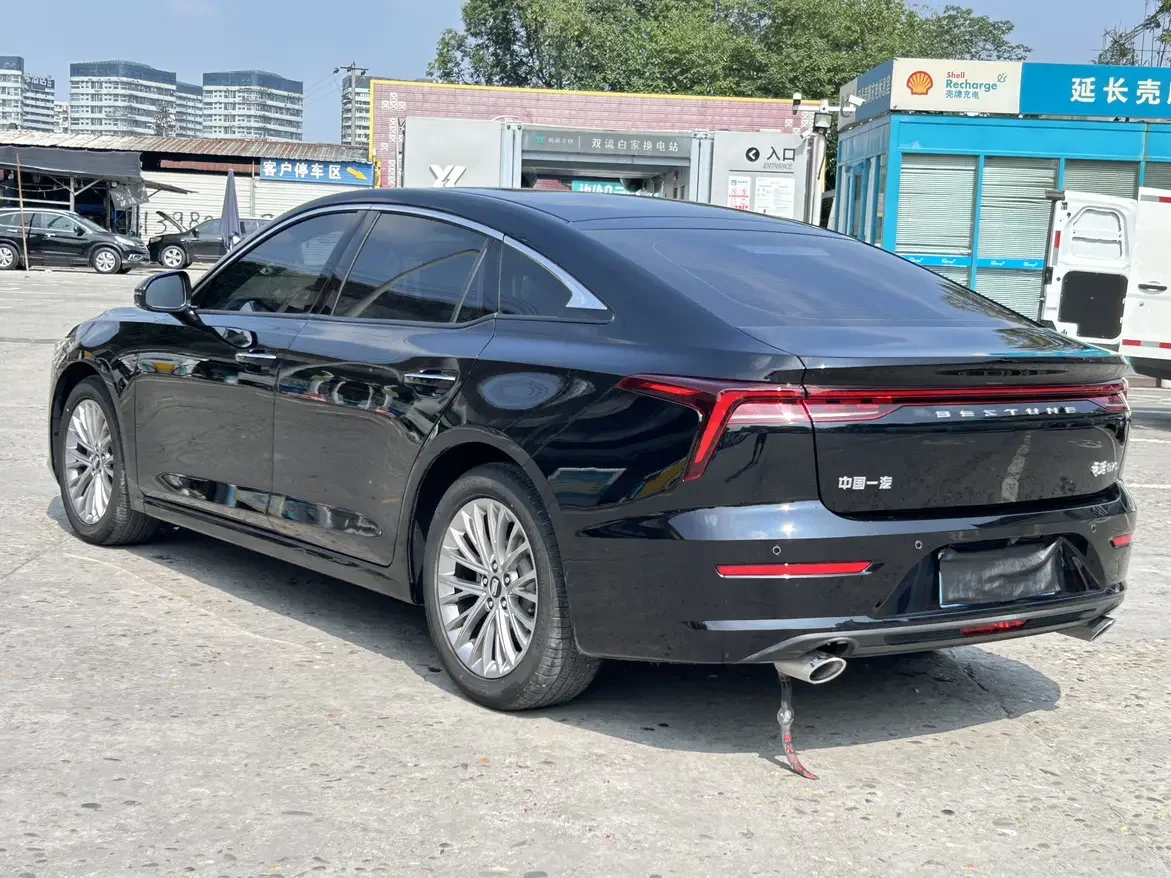 FAW Bestune B70