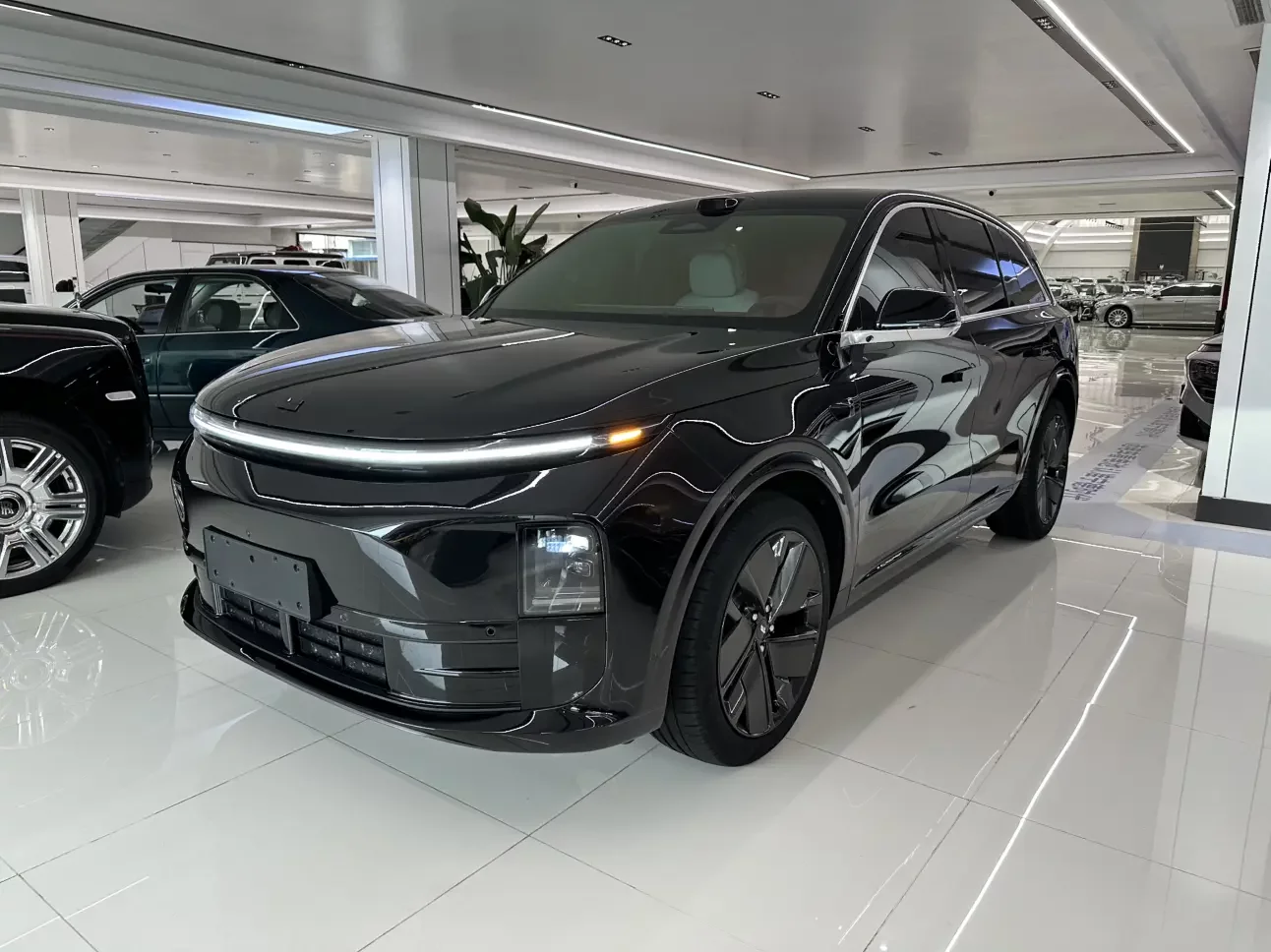 Lixiang L6