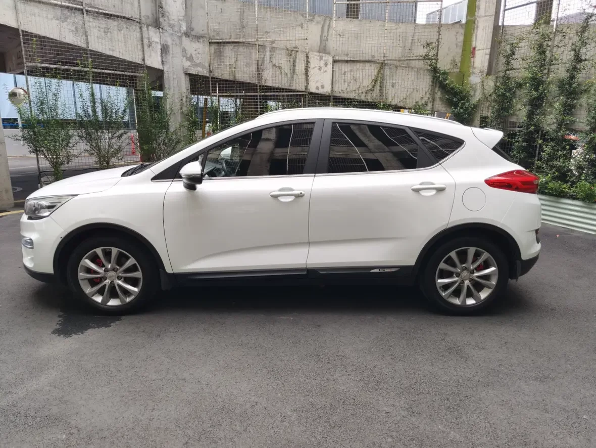 Geely Emgrand GS