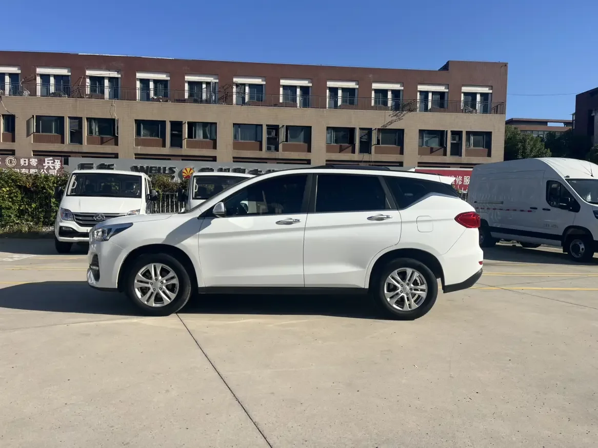 Haval M6