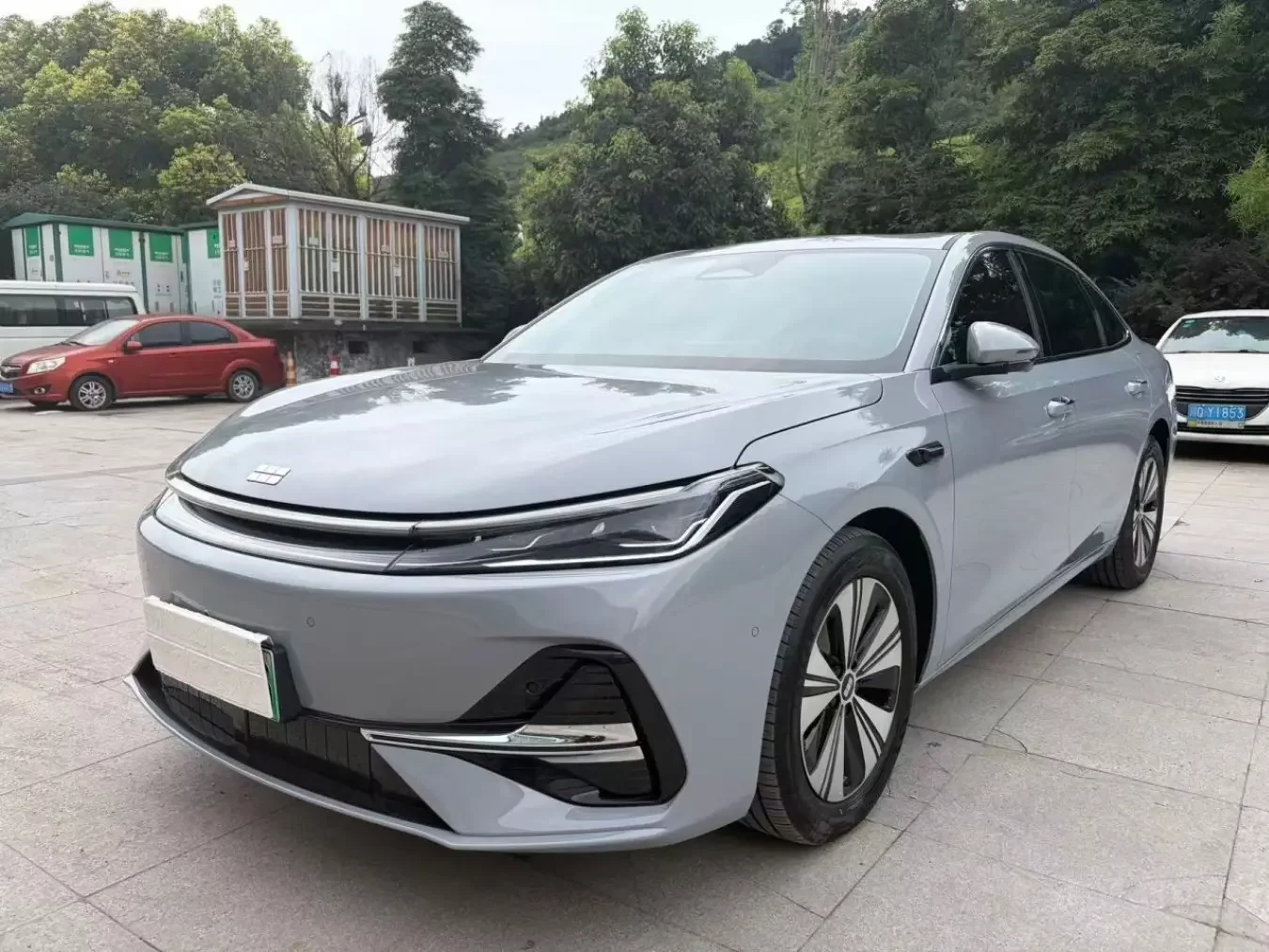 Geely Galaxy A7 EM