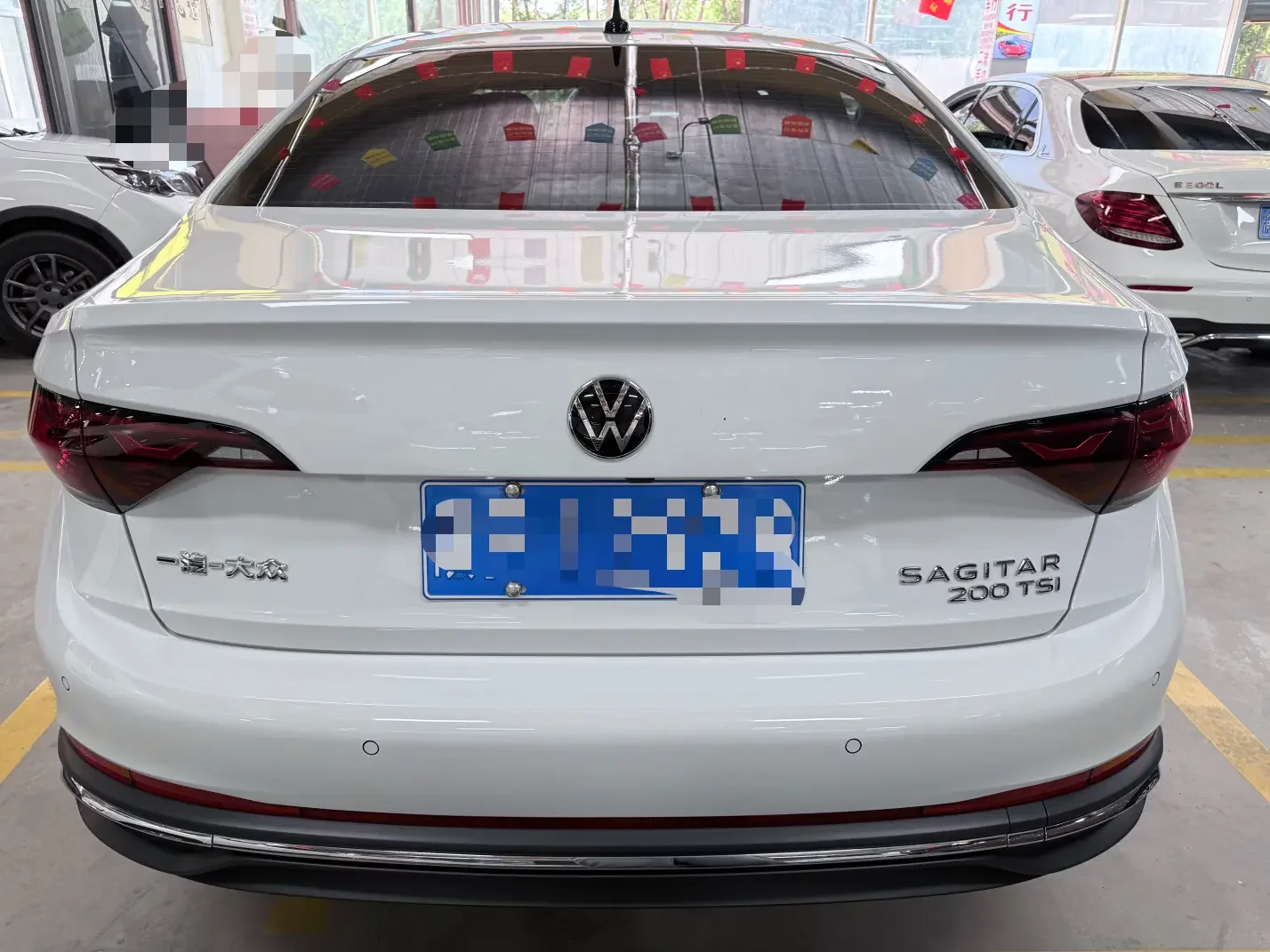 Volkswagen Sagitar