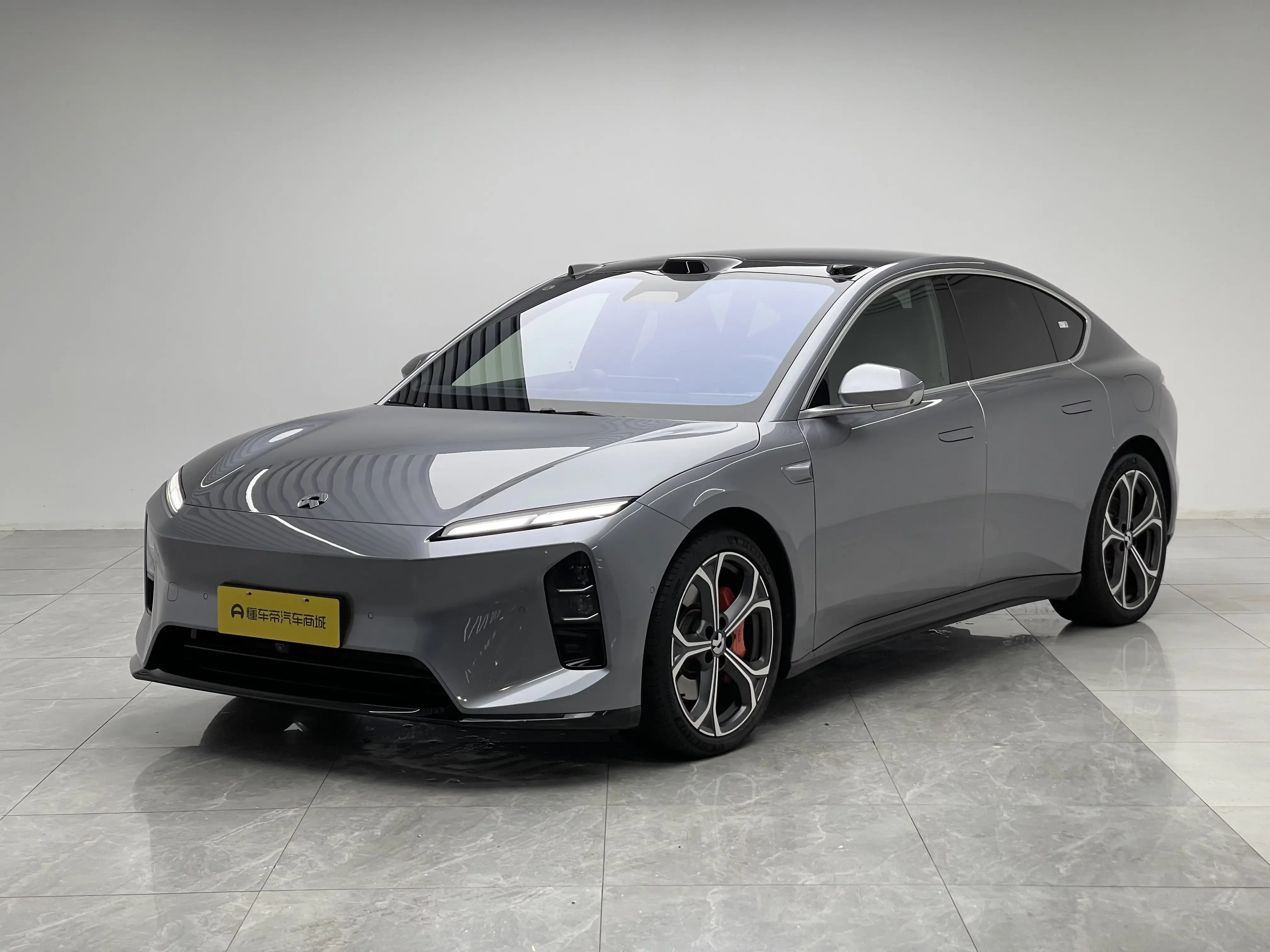 NIO ET5