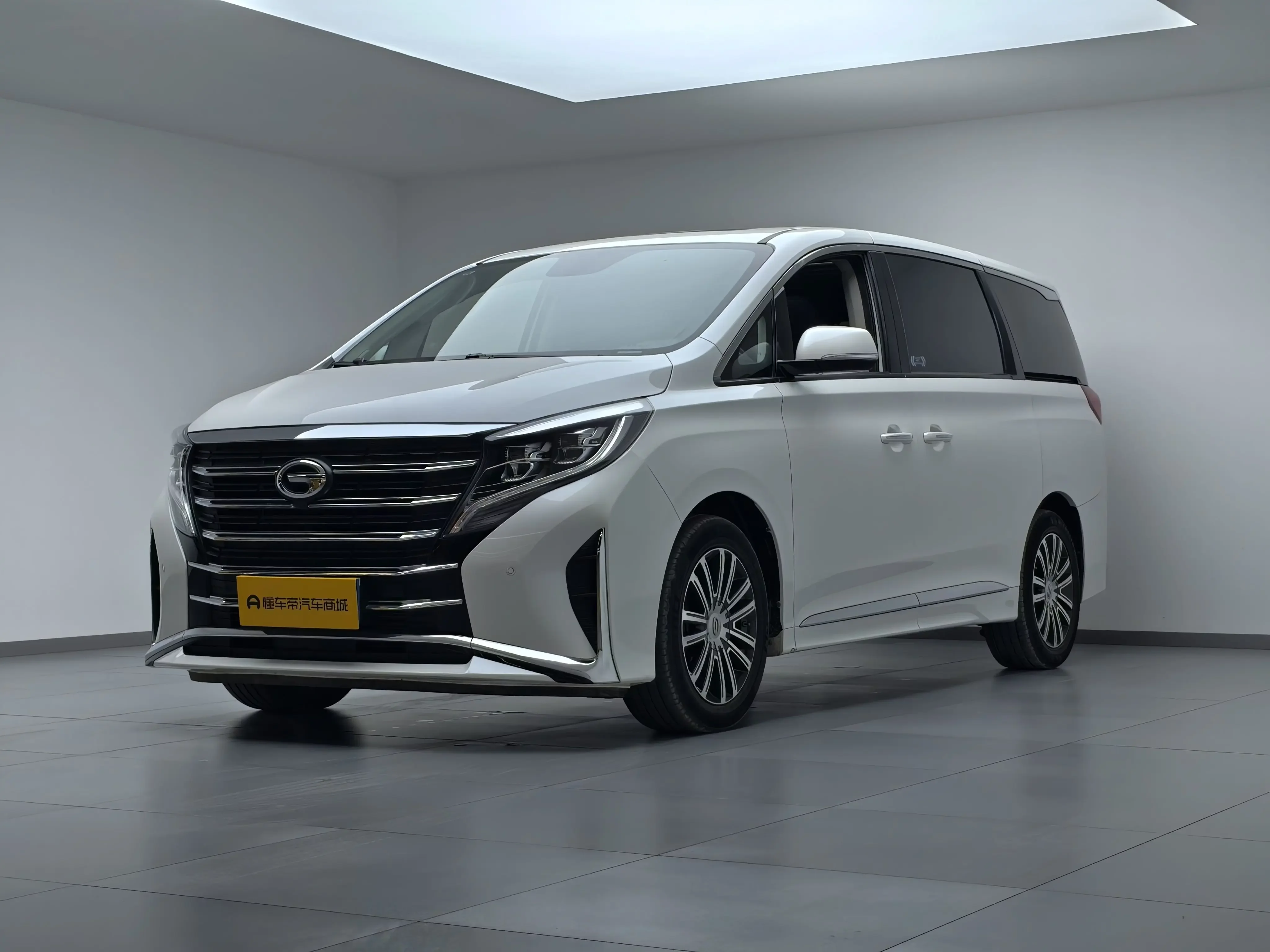 GAC Trumpchi M8