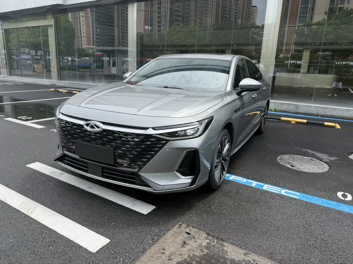 Chery Arrizo 8