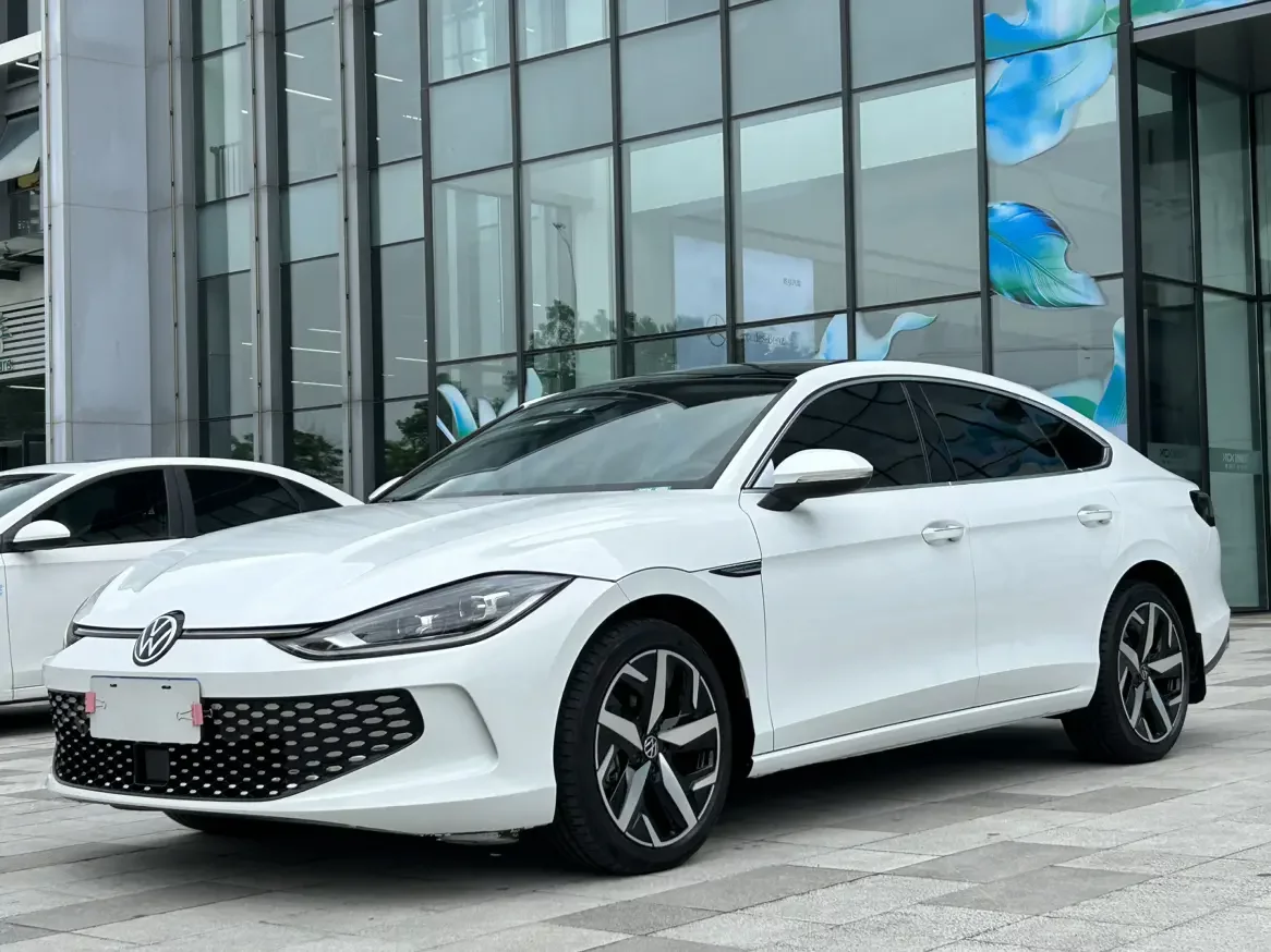 Volkswagen Lamando