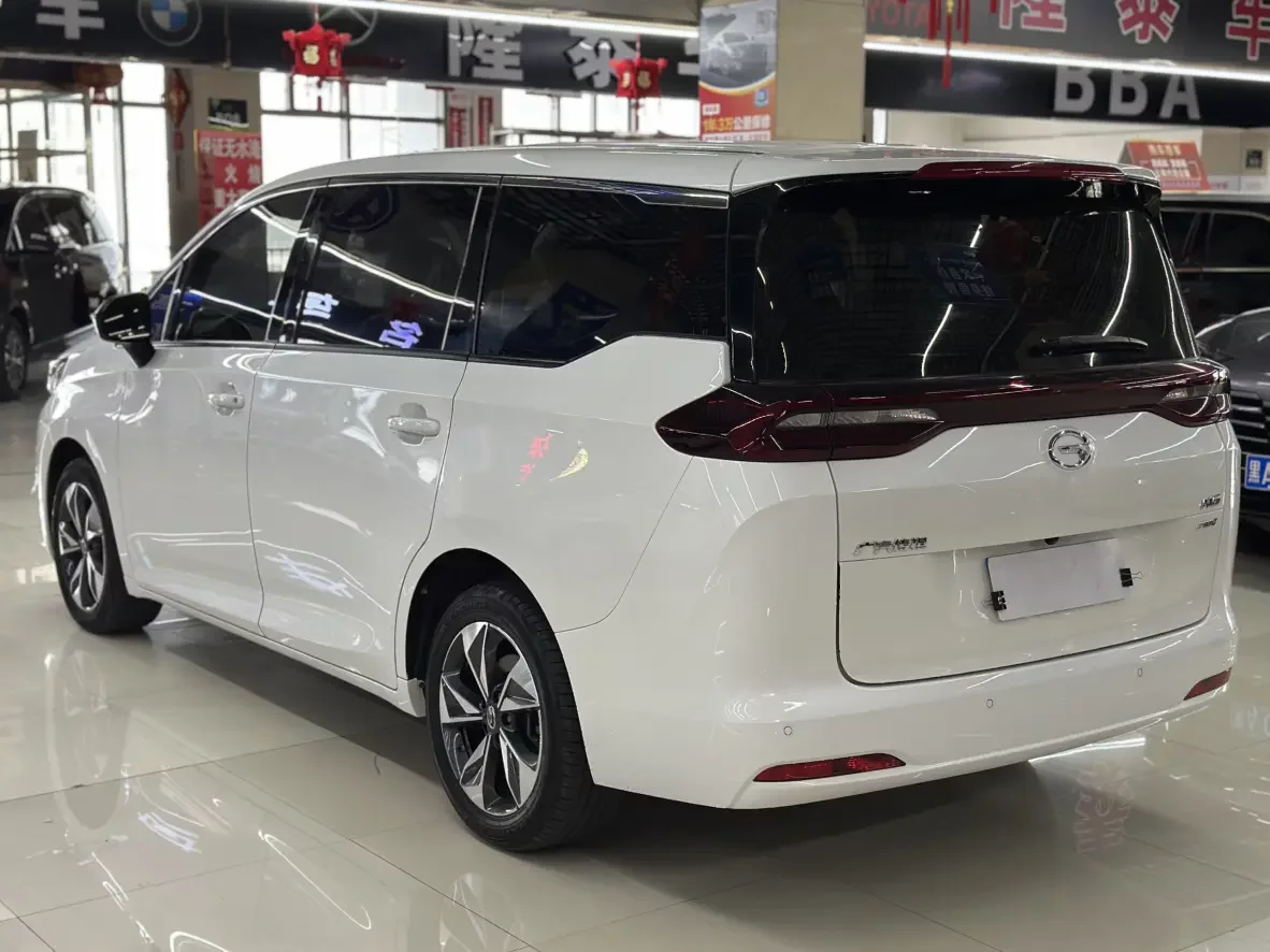 GAC Trumpchi M6