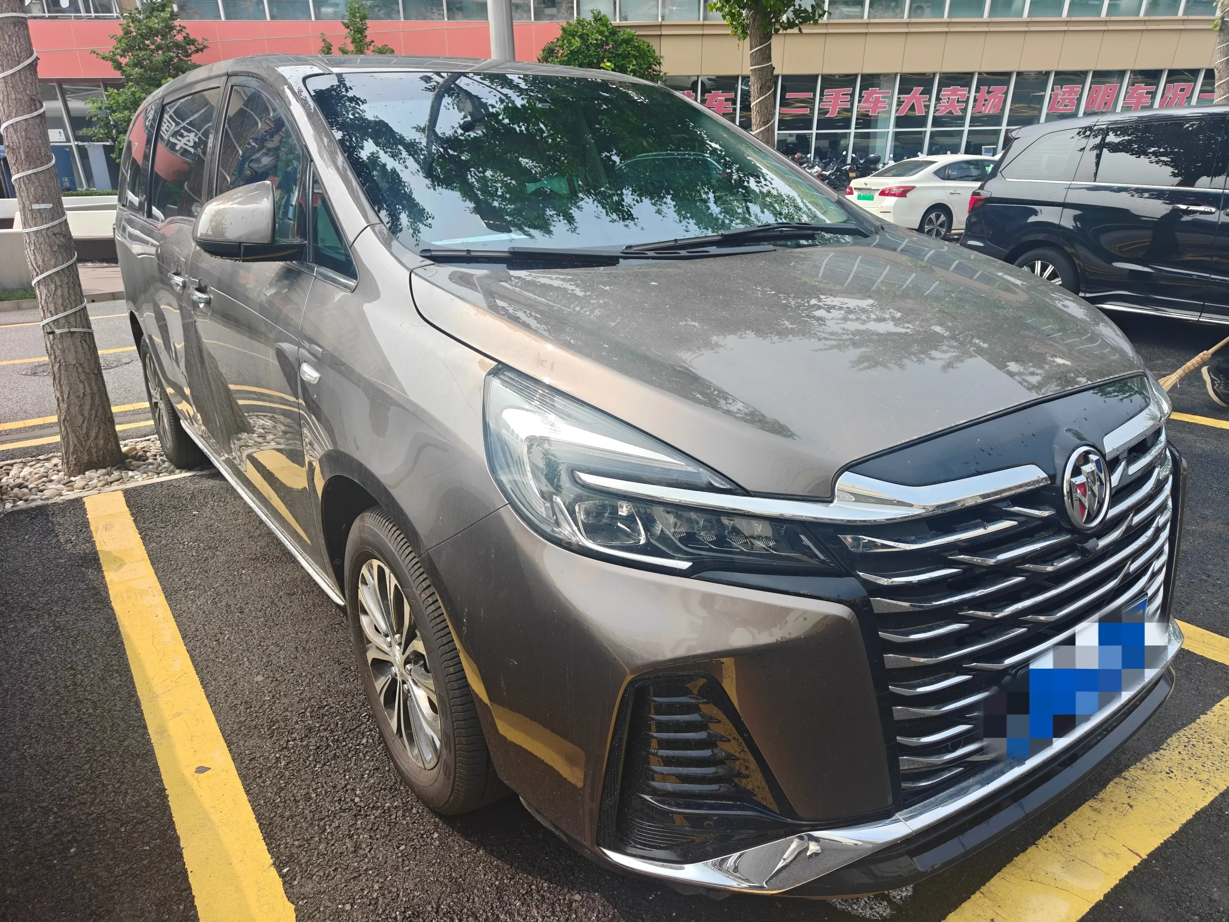 Buick GL8