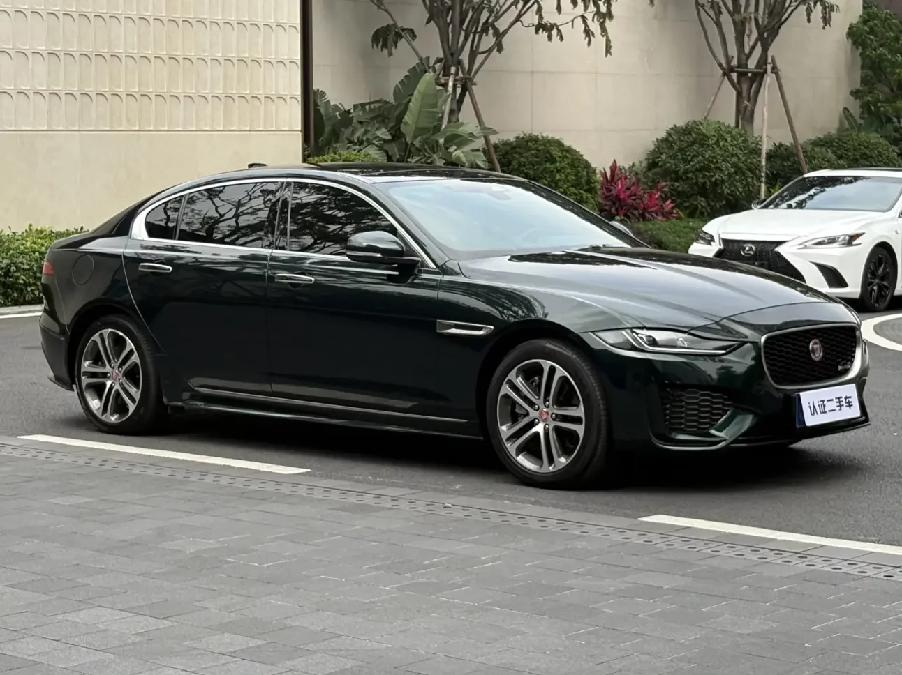 Jaguar XEL