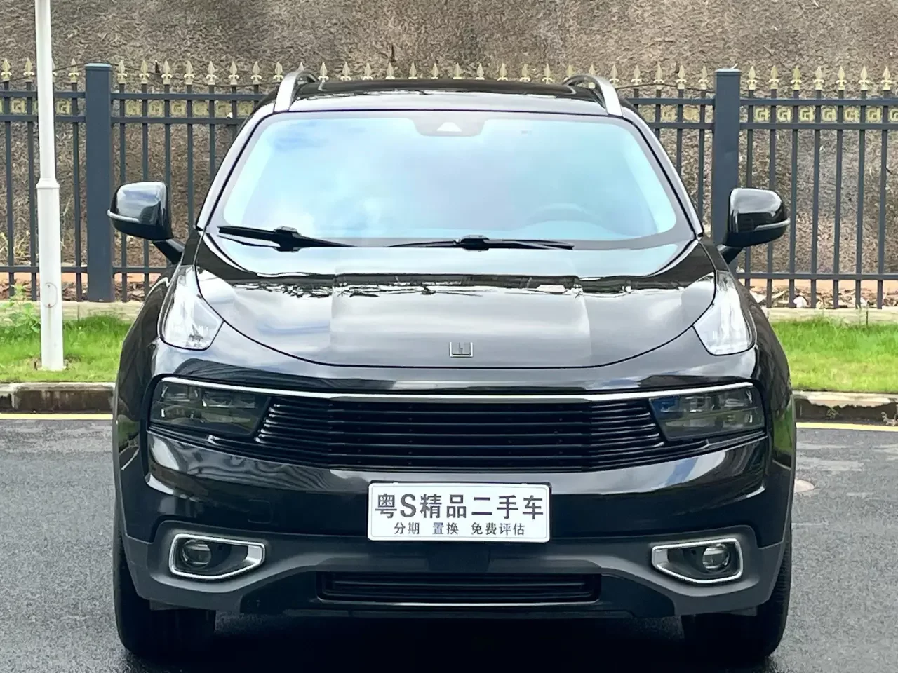 Lynk & Co 01